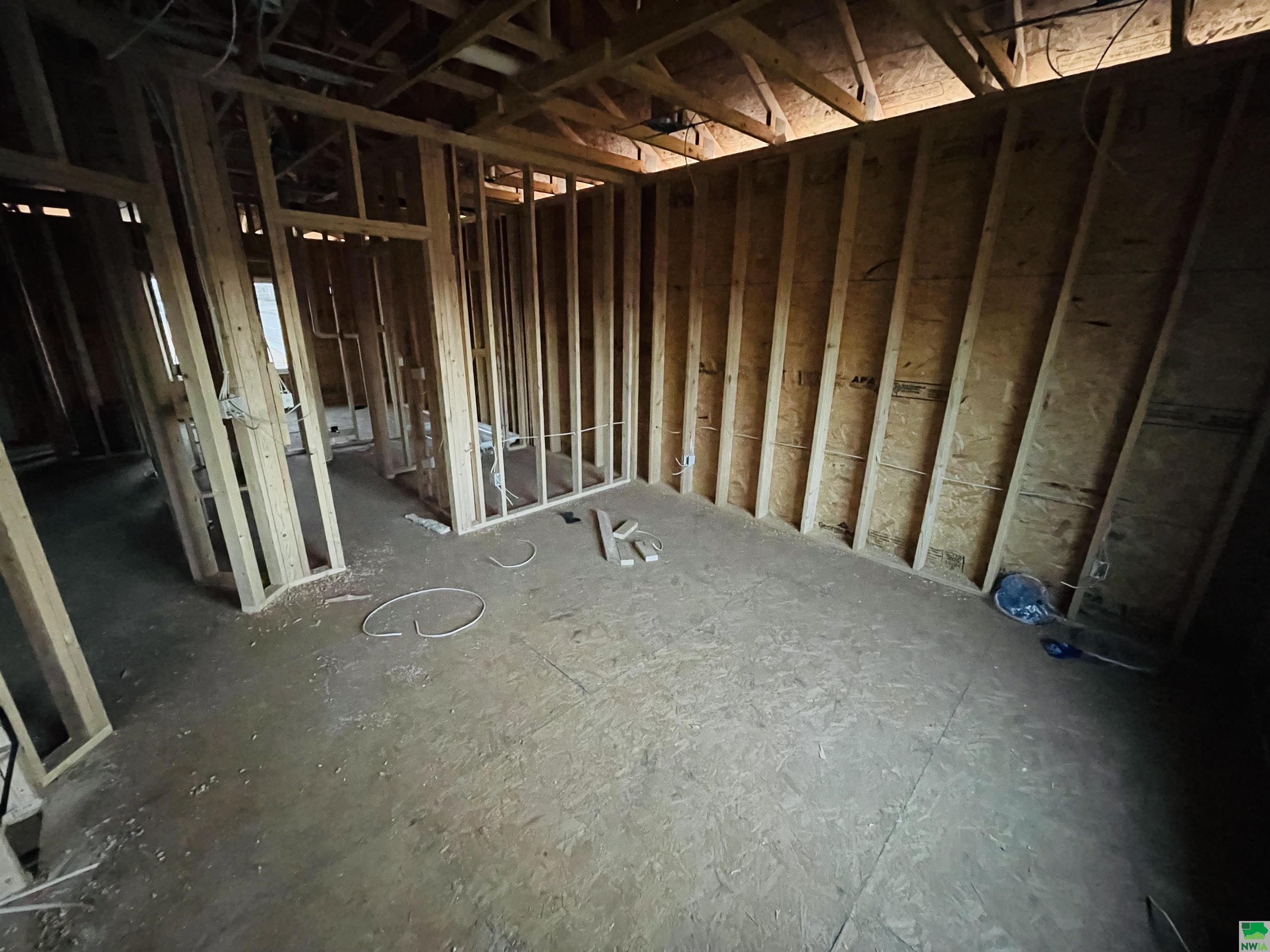 MLS #826038