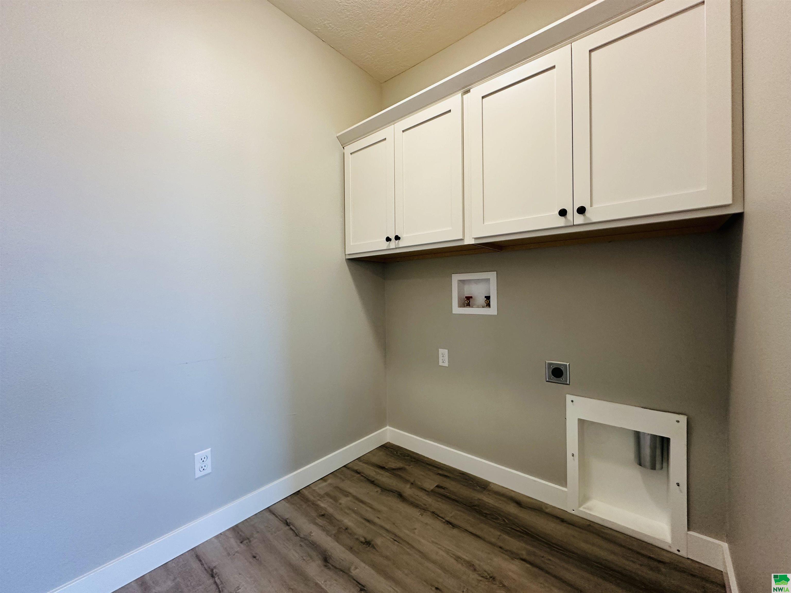 MLS #826073