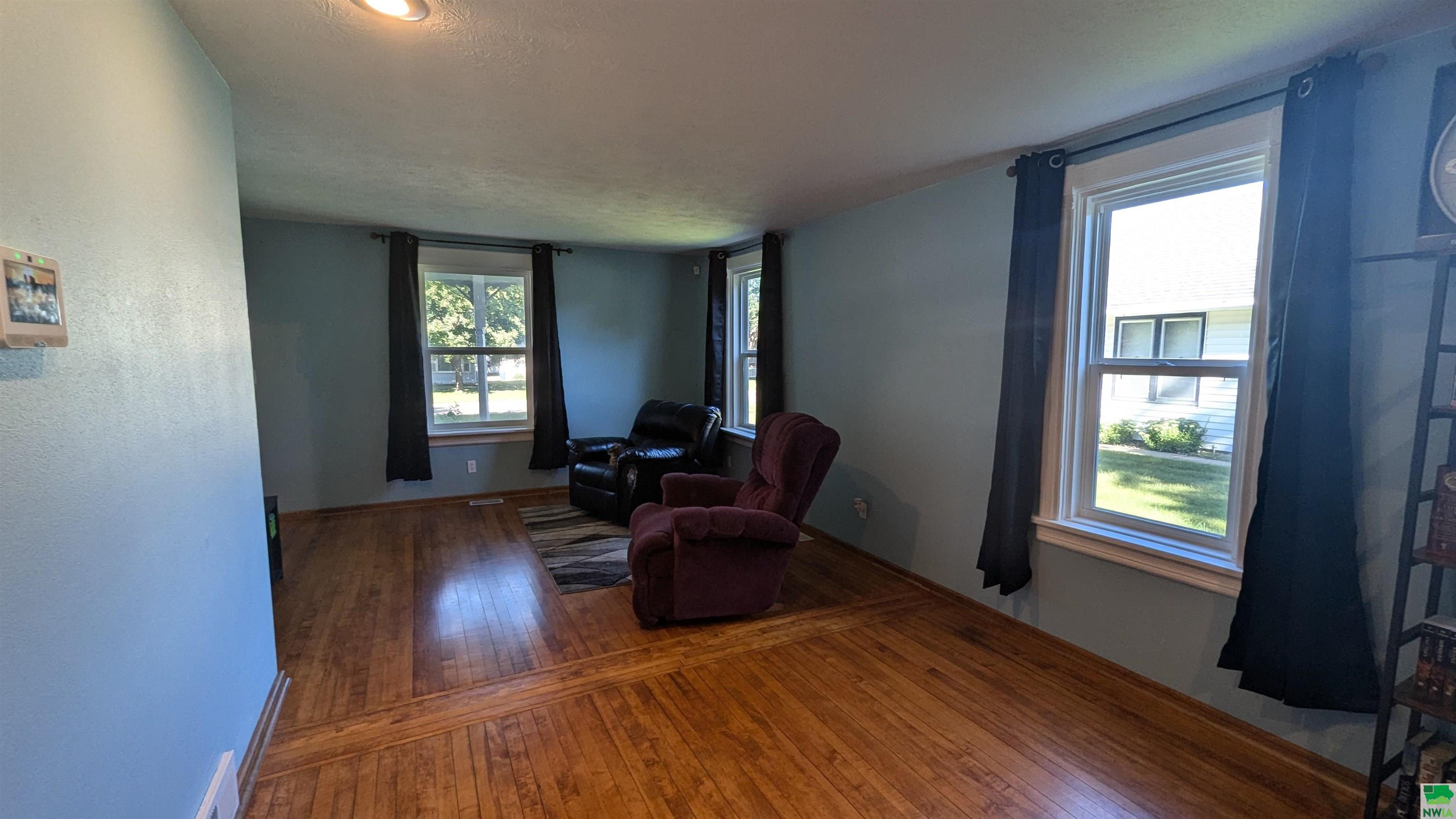 MLS #826083