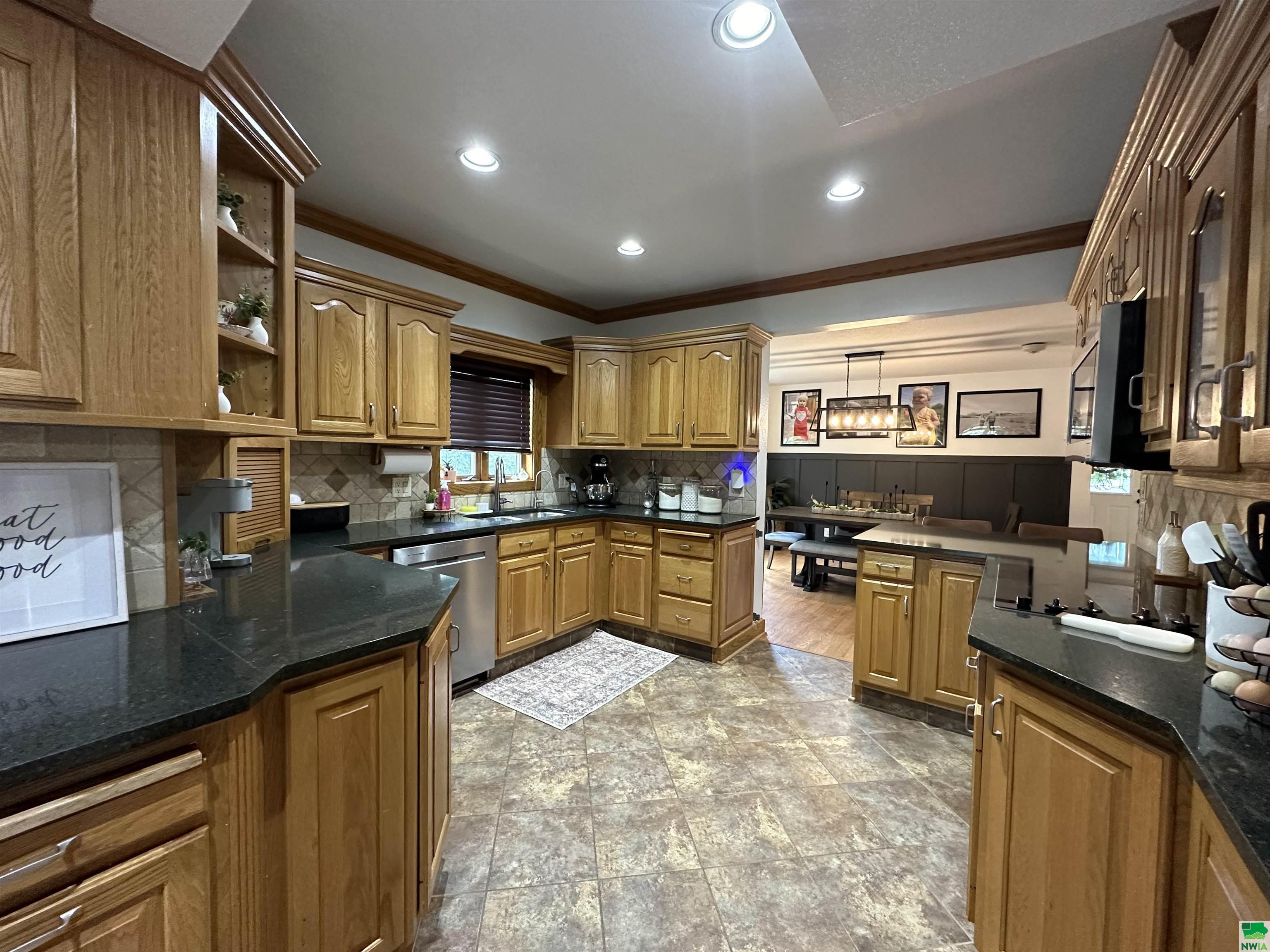 MLS #826092