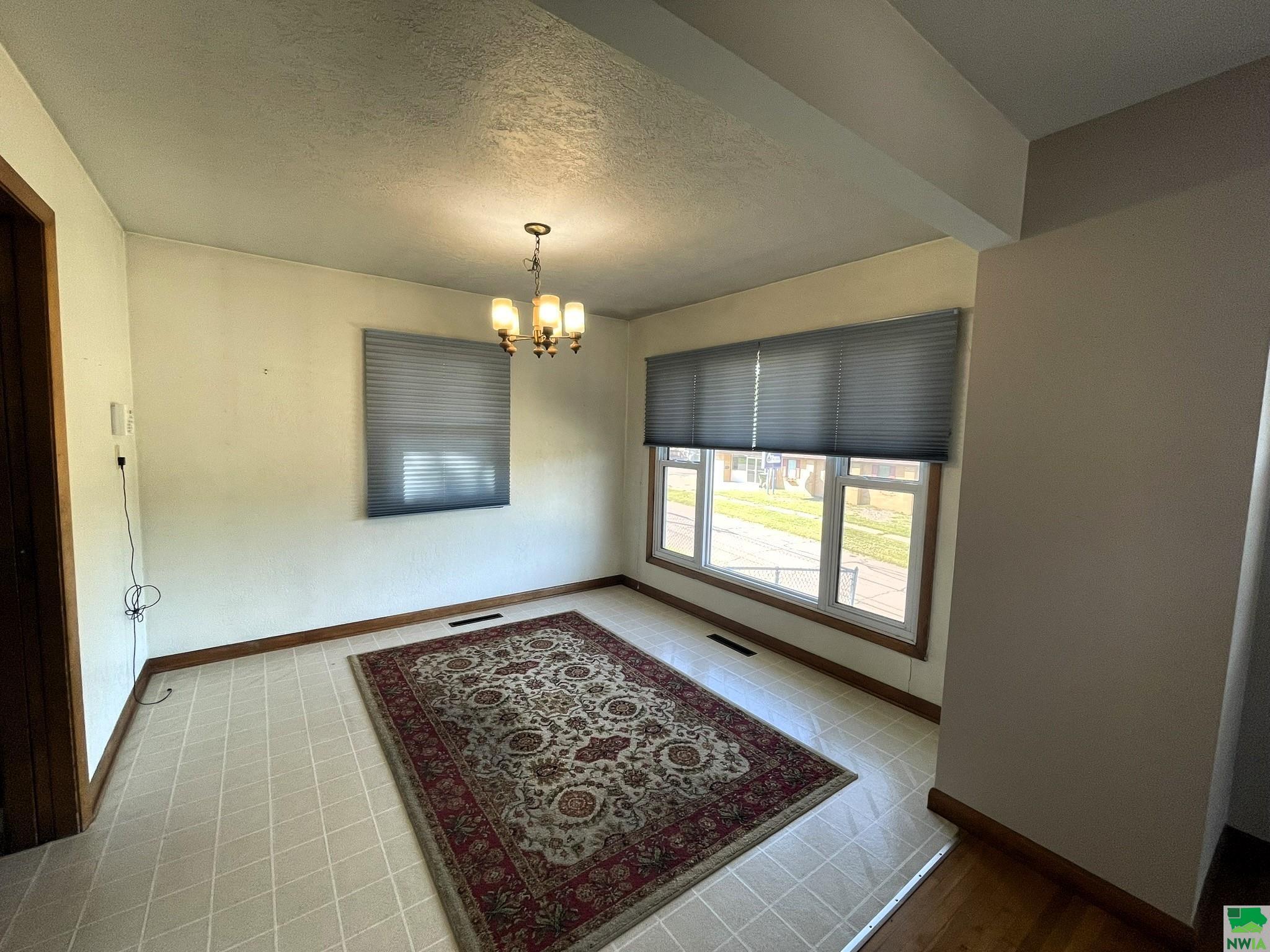 MLS #826104