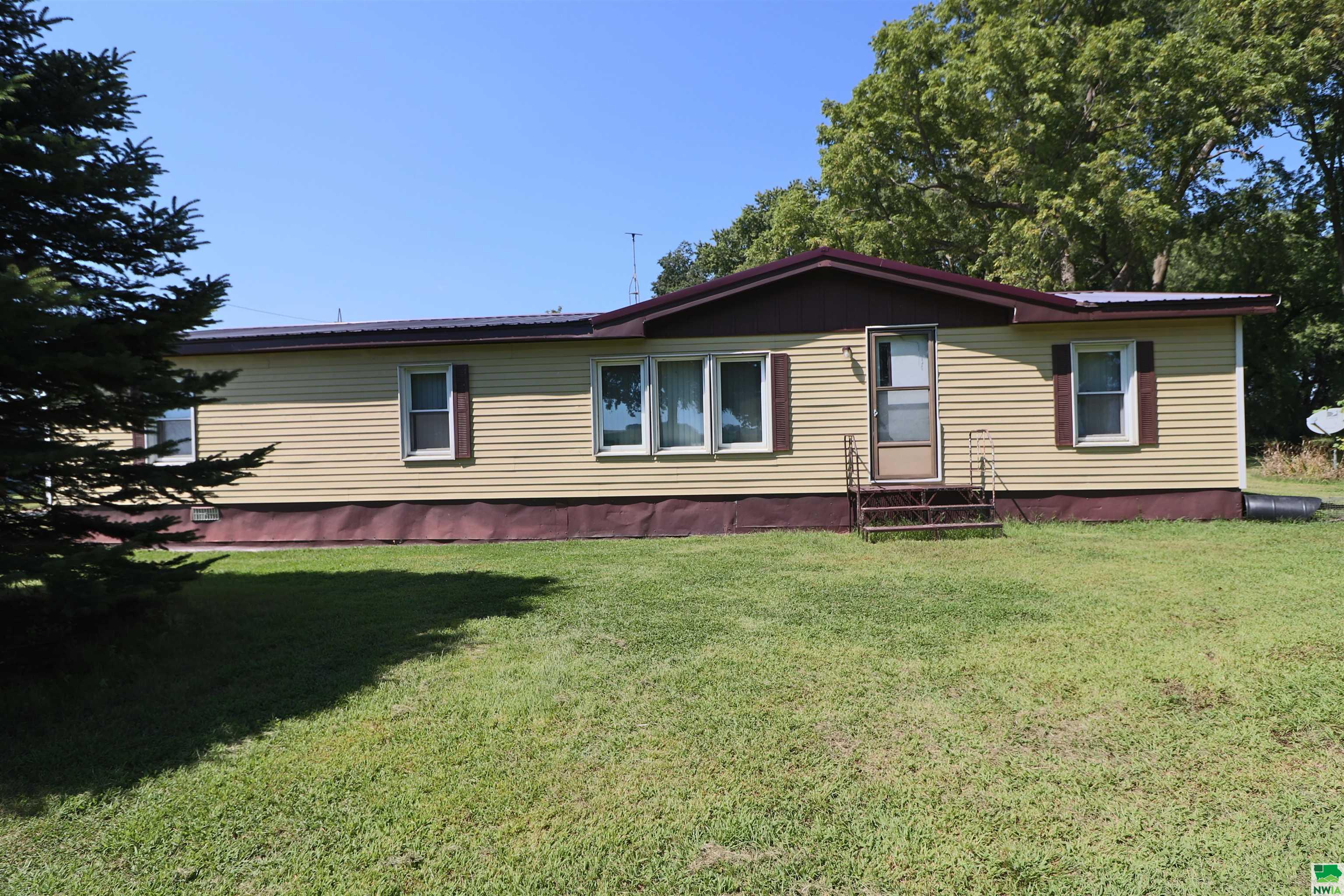 4261 170th Ave, Sioux Rapids, IA 50585 