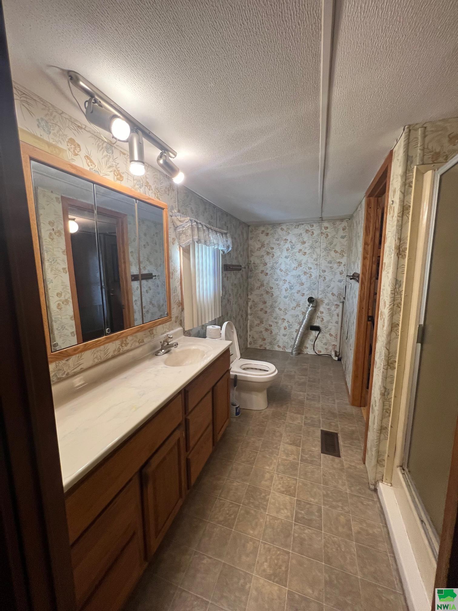 MLS #826117