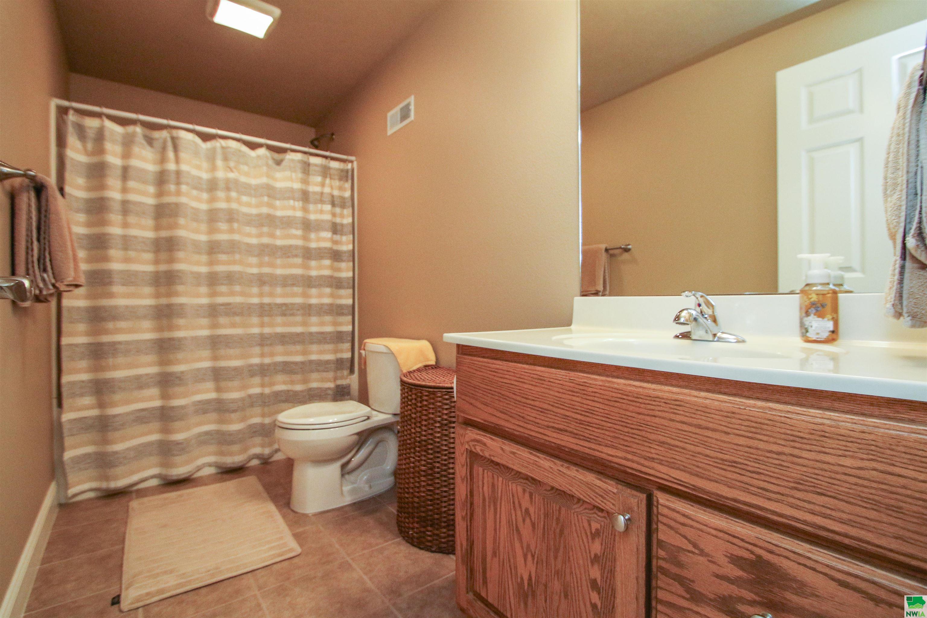 MLS #826132
