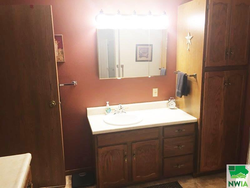 MLS #826133