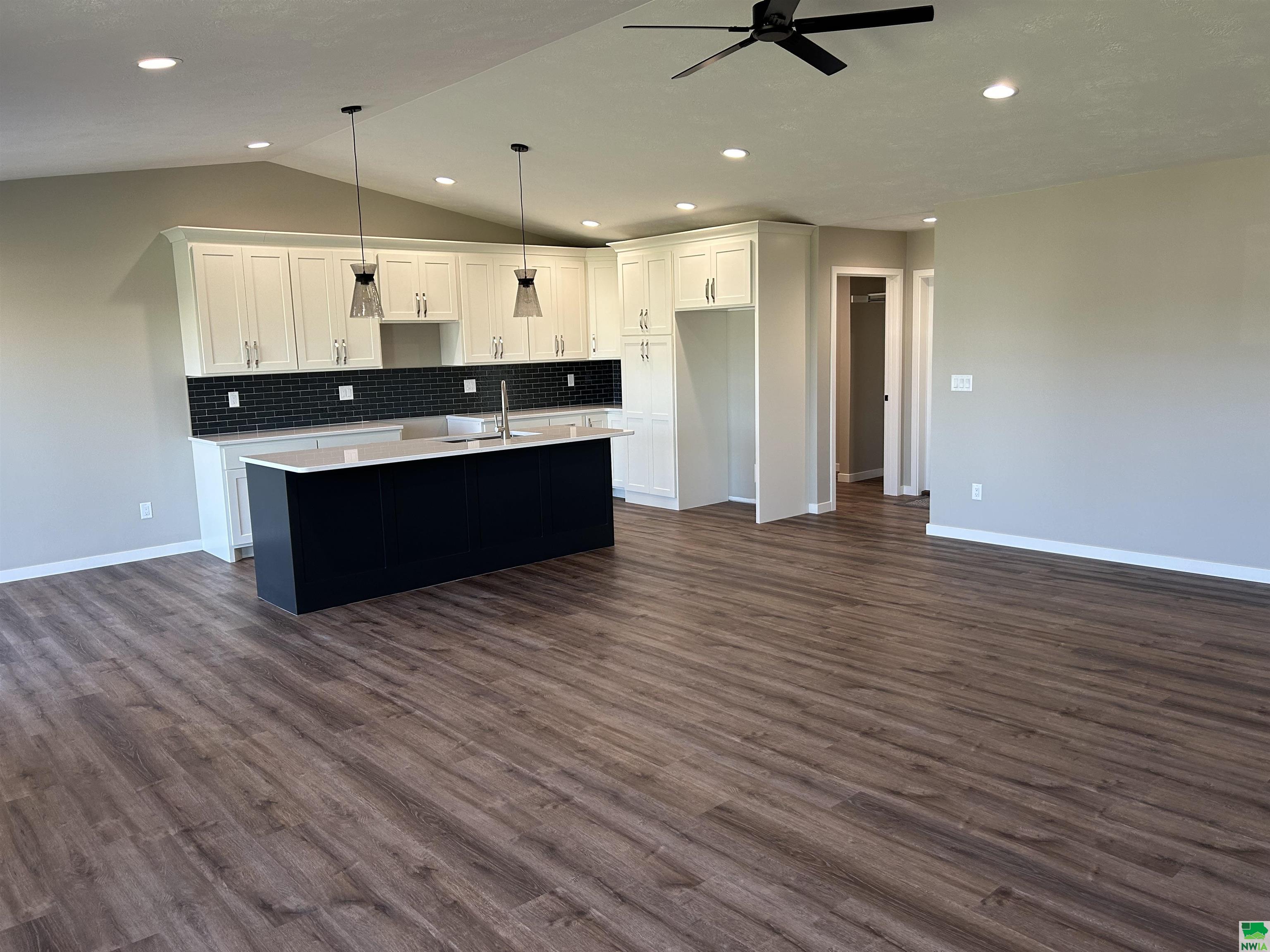 MLS #826154