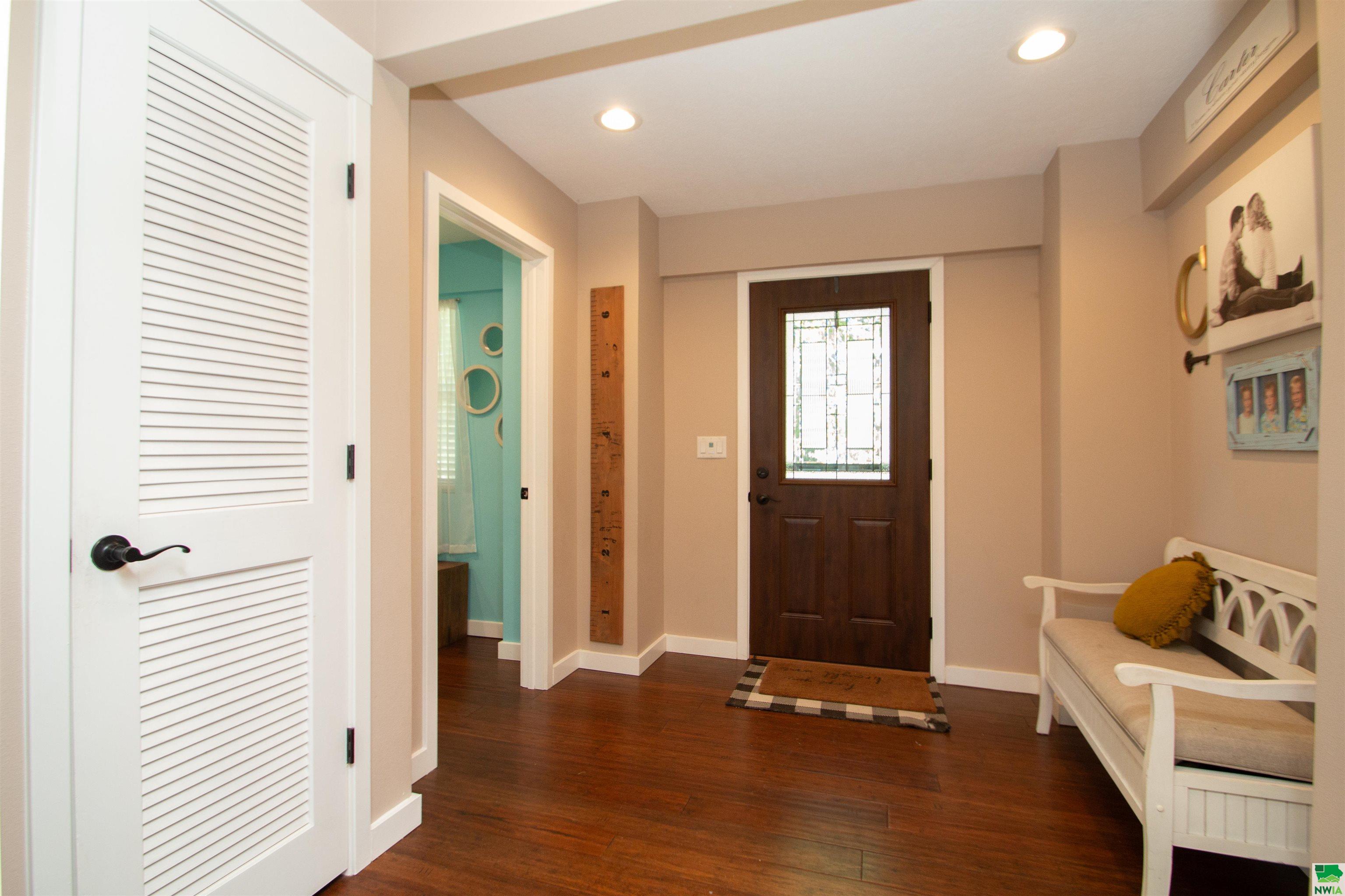MLS #826160