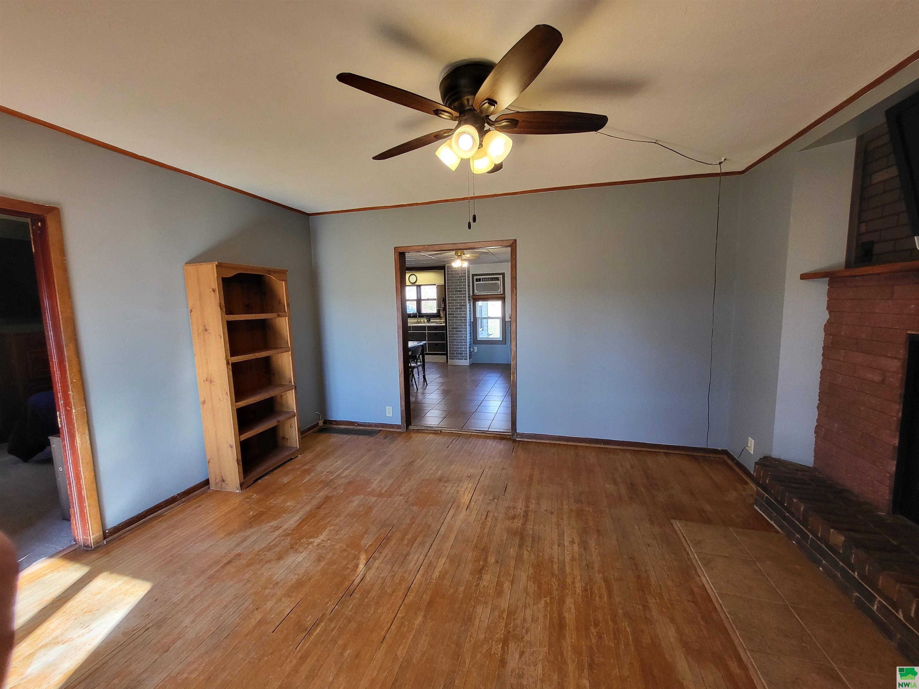 MLS #826165