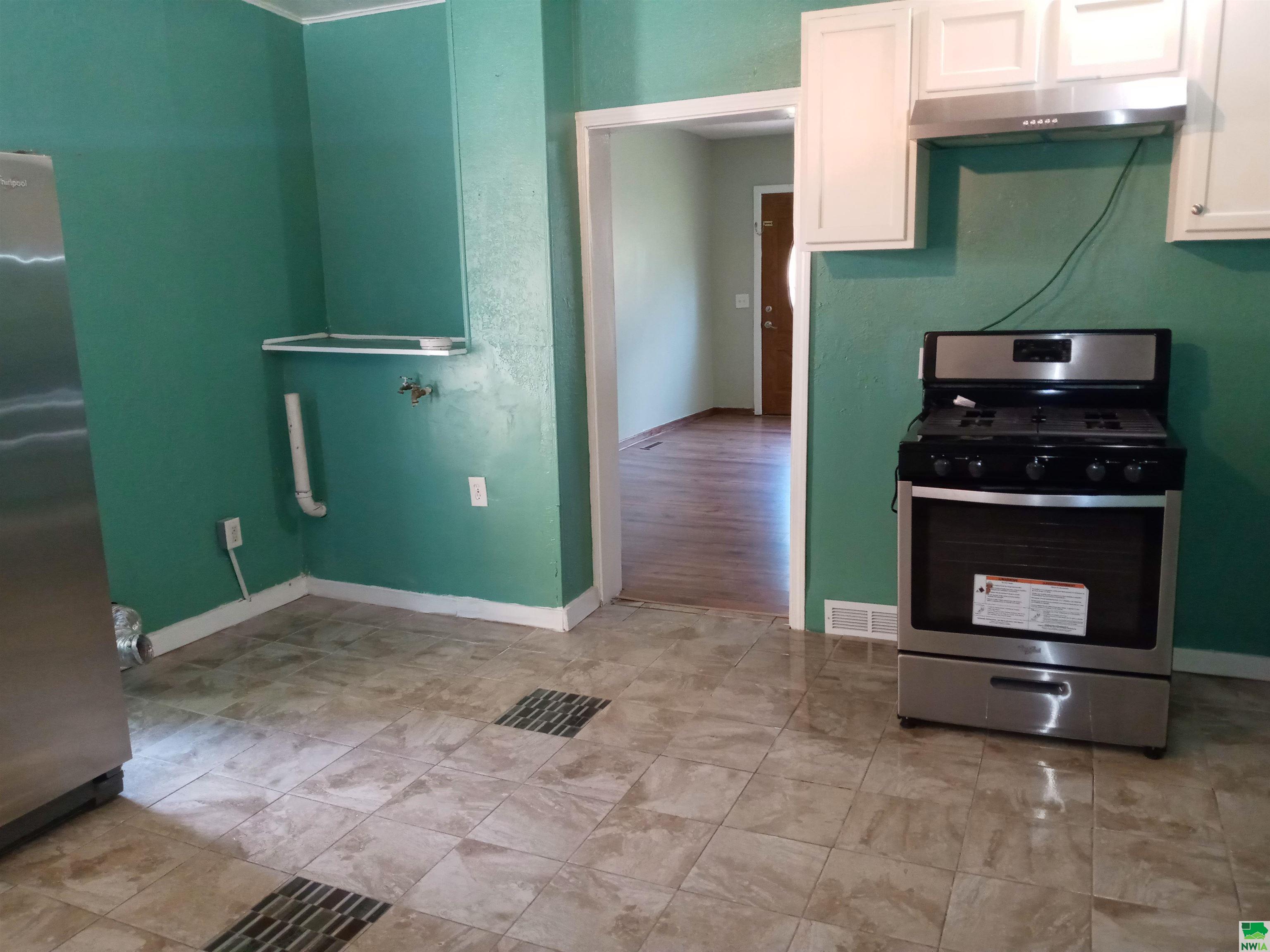 MLS #826176