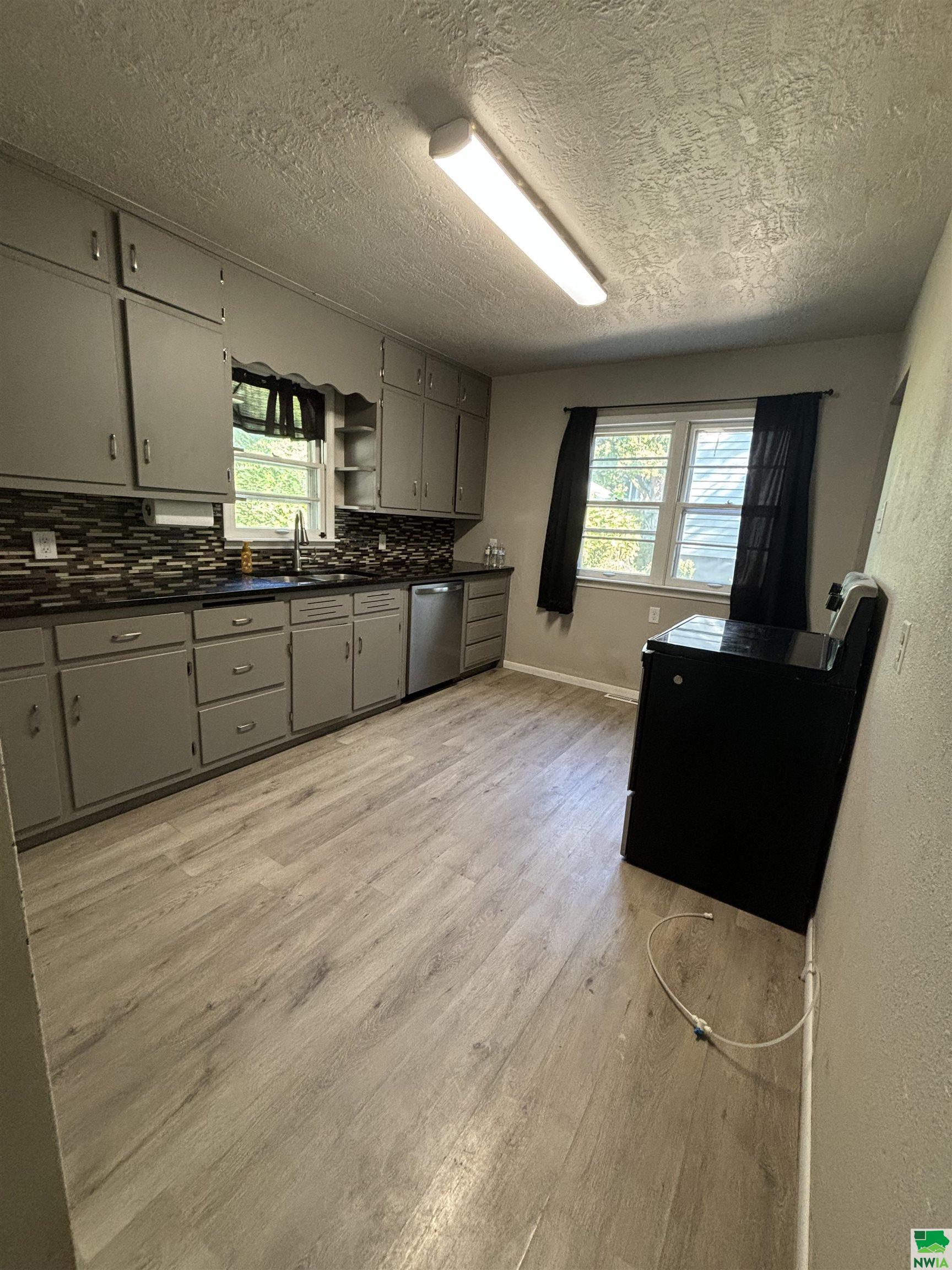 MLS #826184