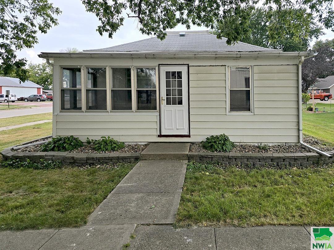 MLS #826208