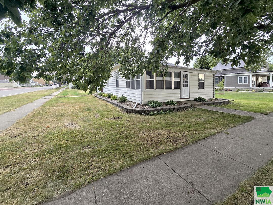 MLS #826208
