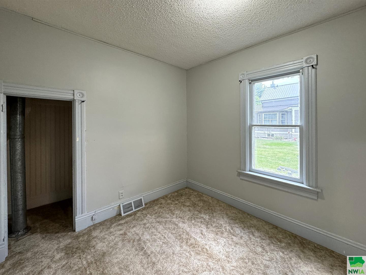 MLS #826208
