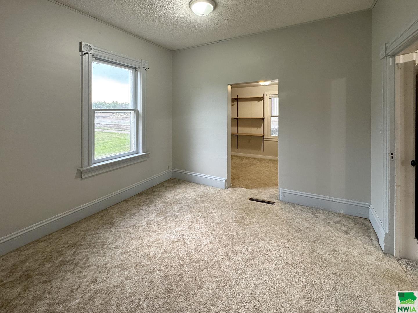 MLS #826208
