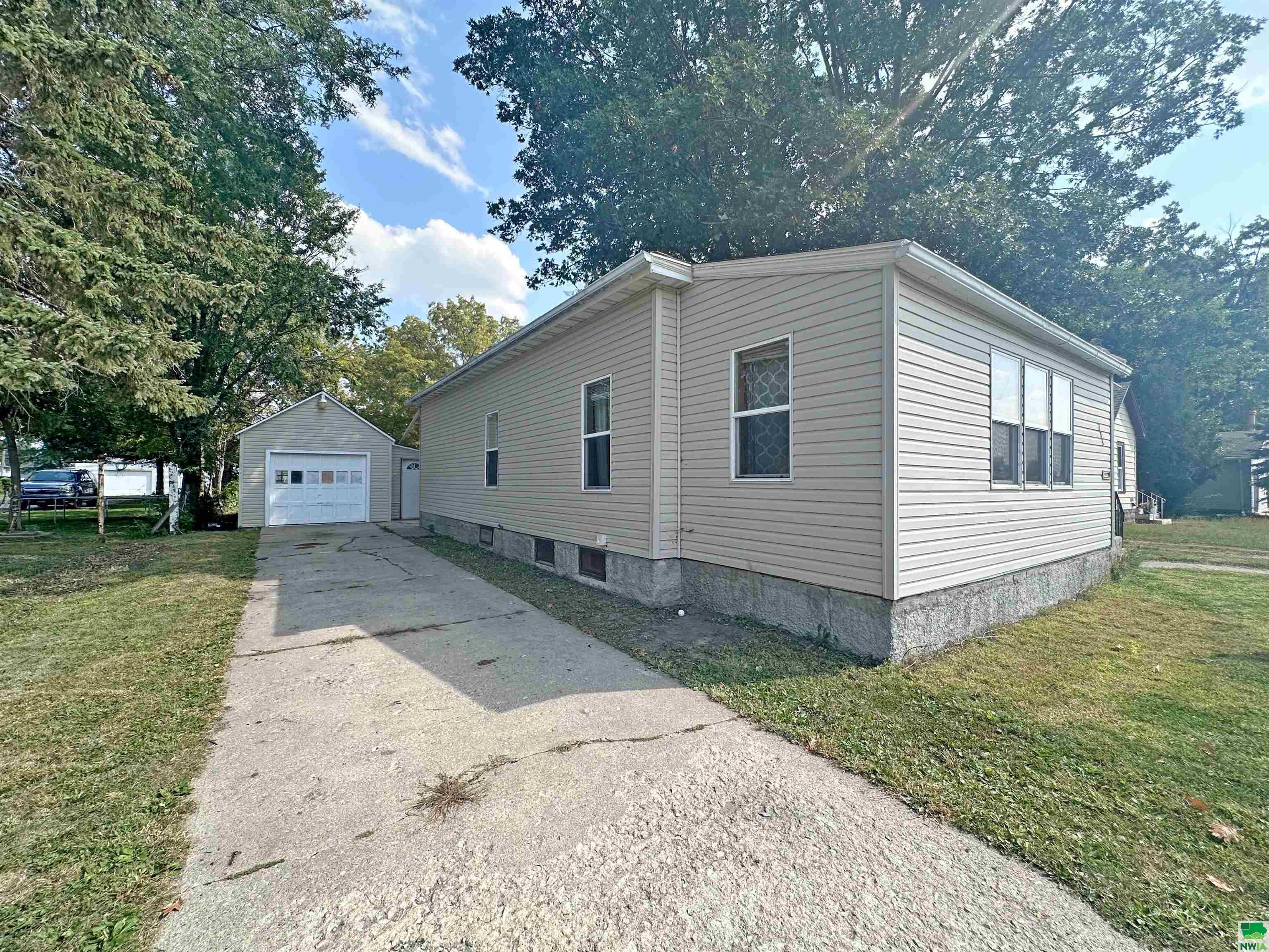 MLS #826238