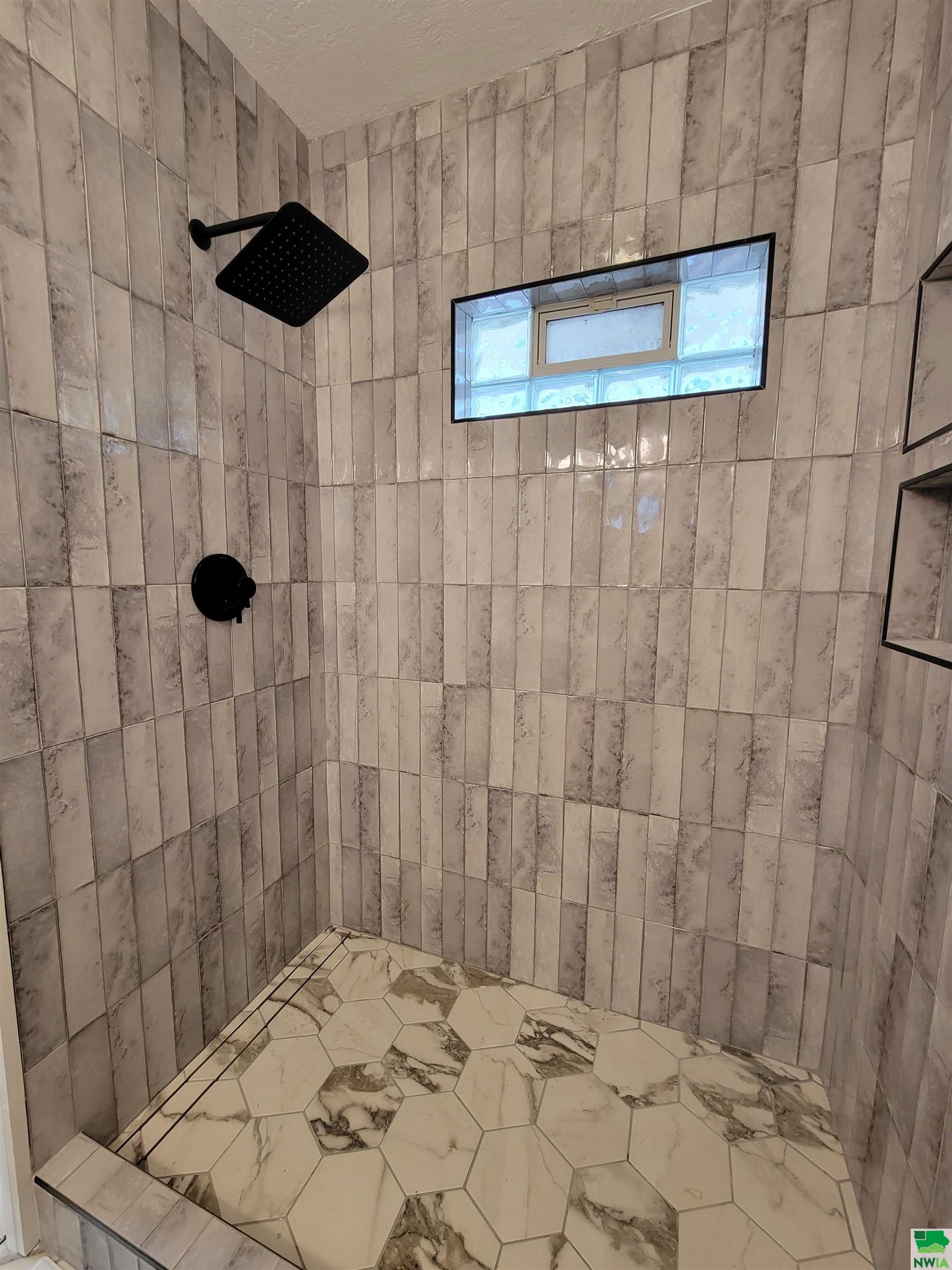 MLS #826244