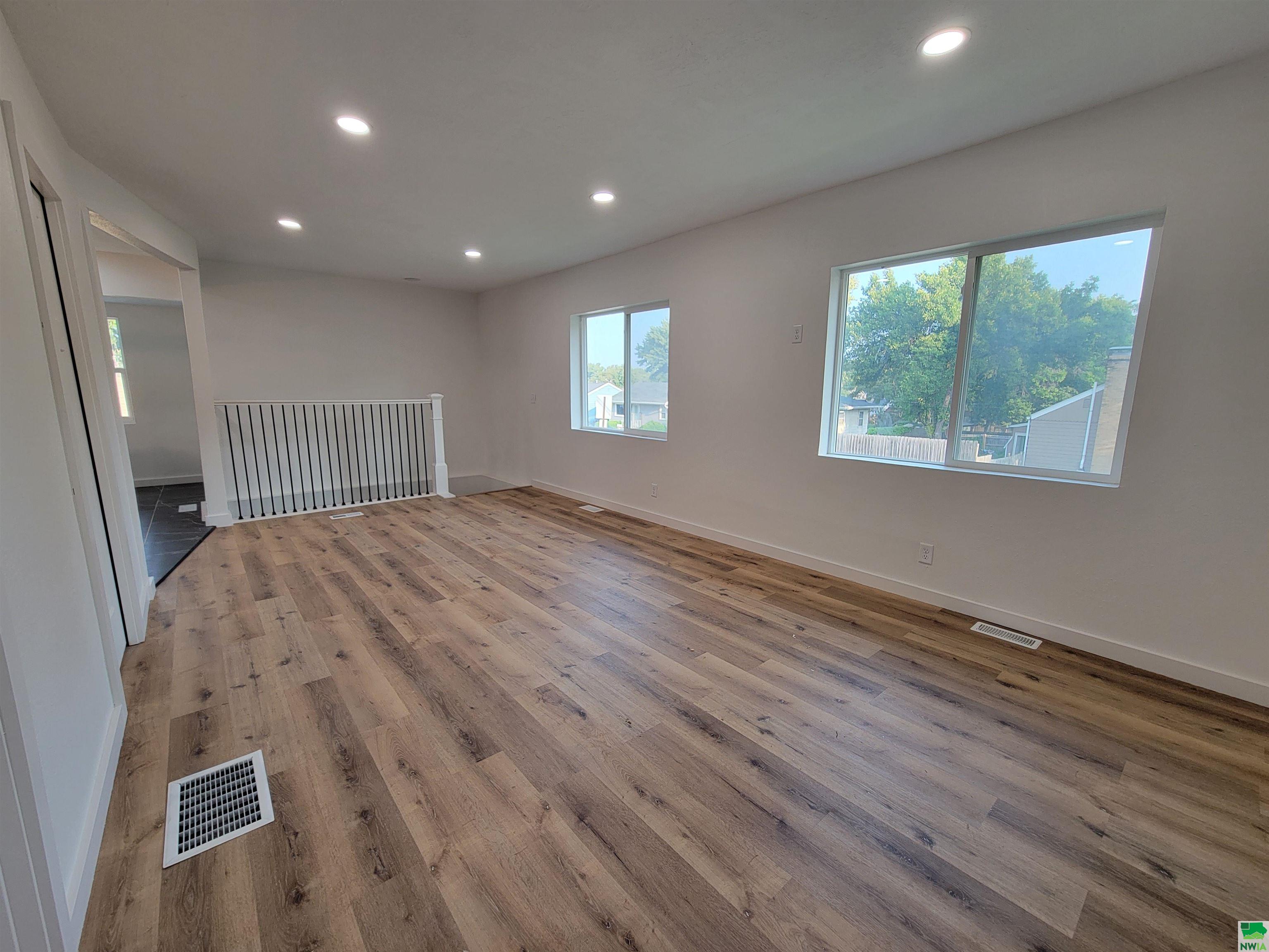 MLS #826244