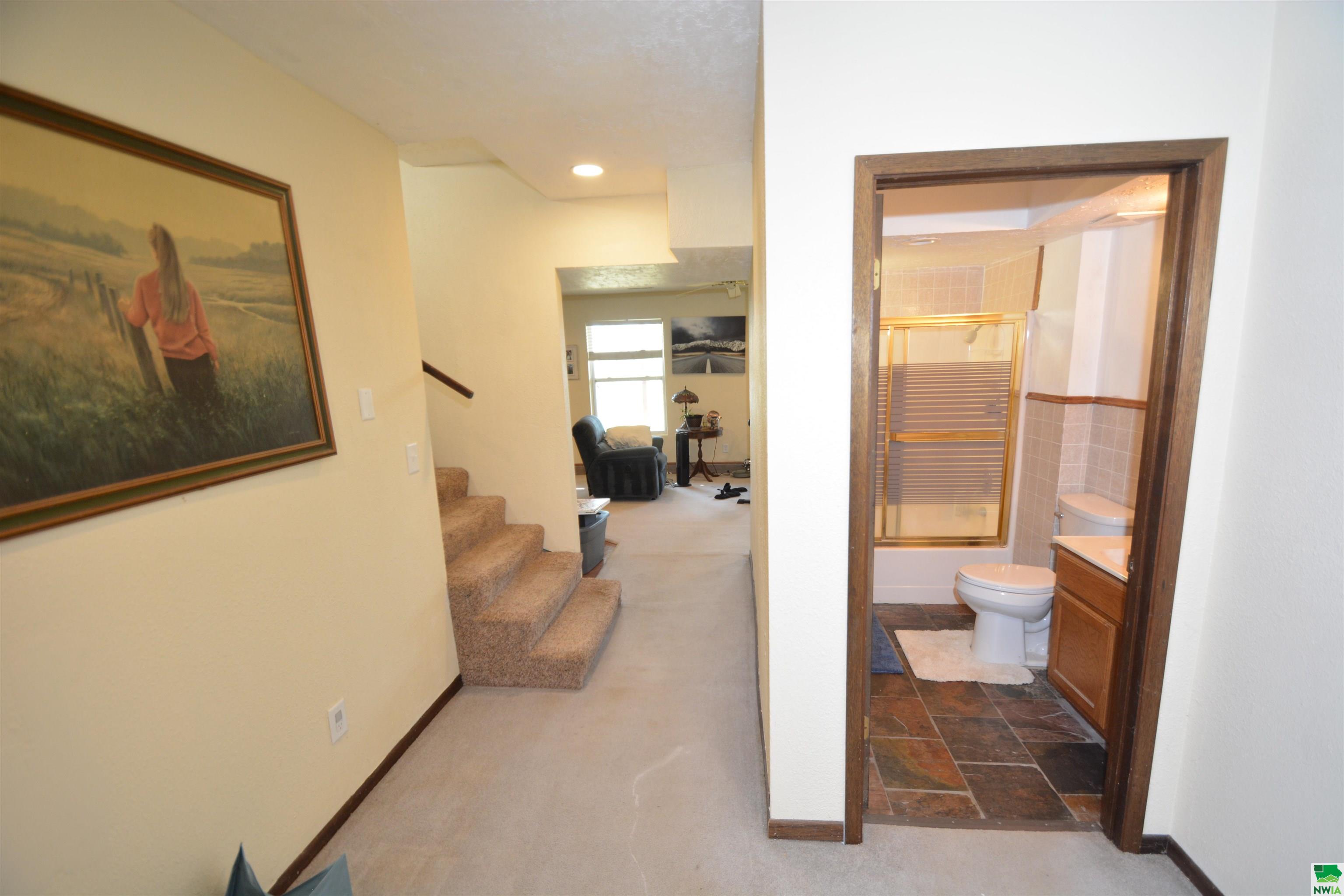 MLS #826300