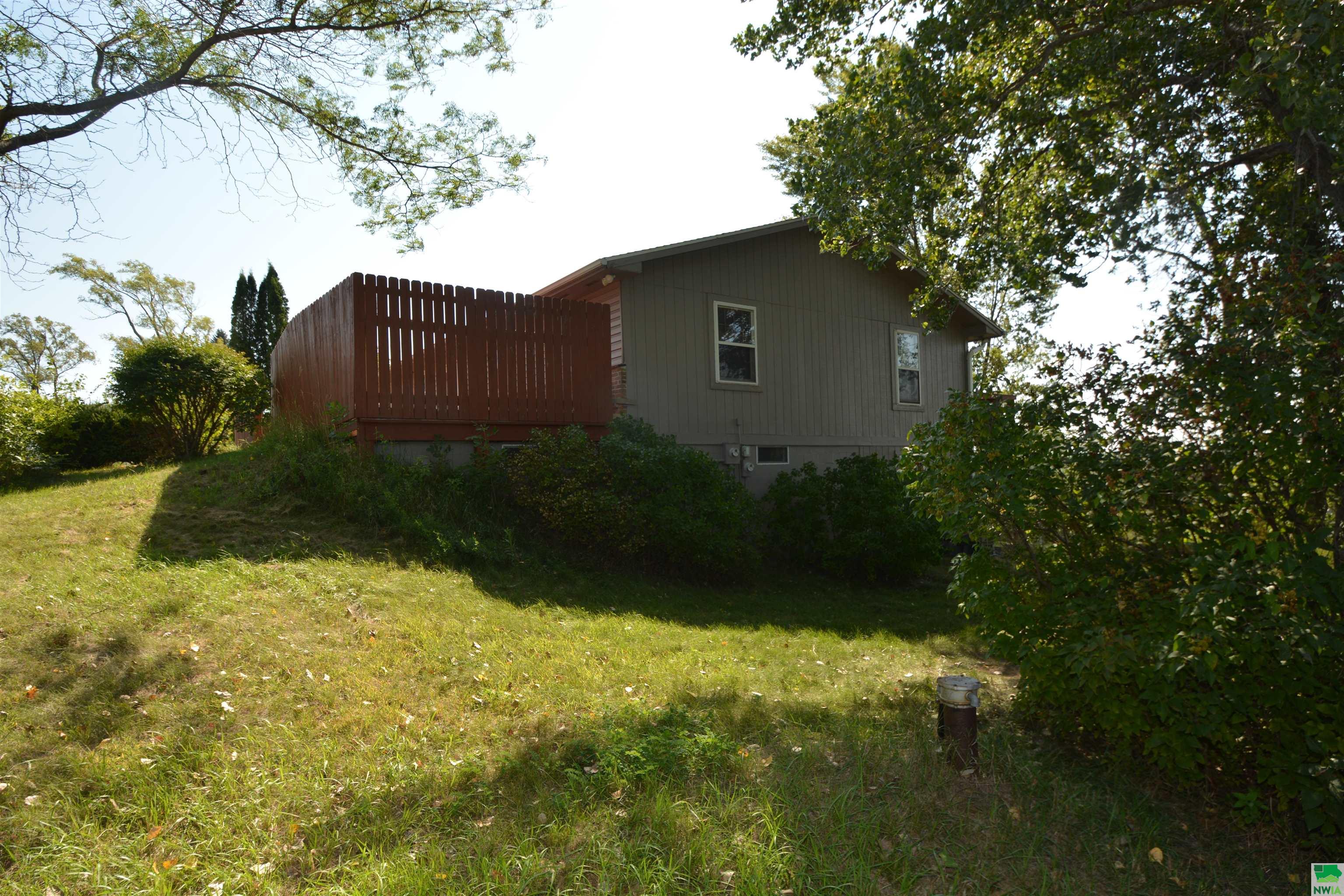 MLS #826300