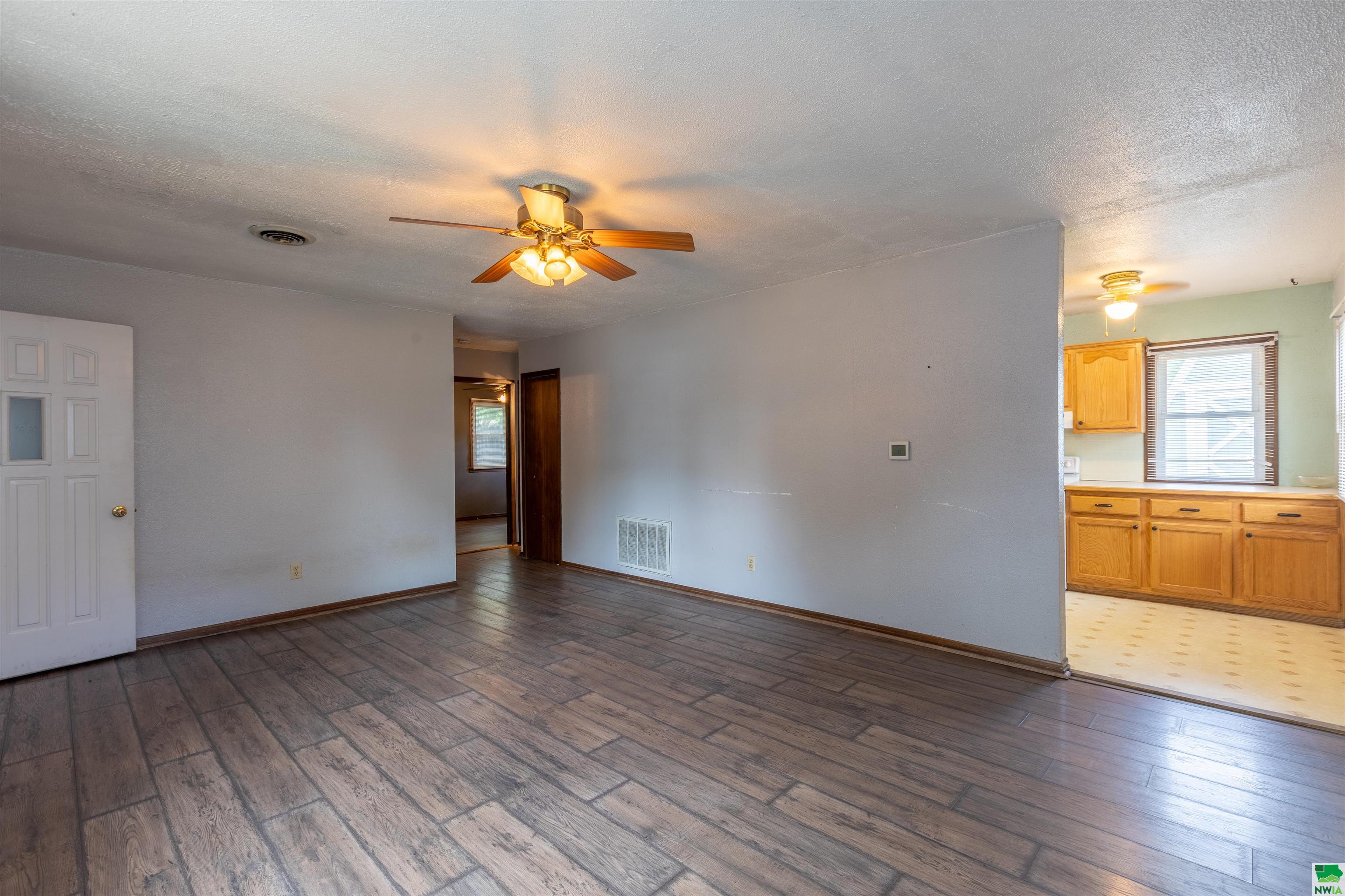 MLS #826302