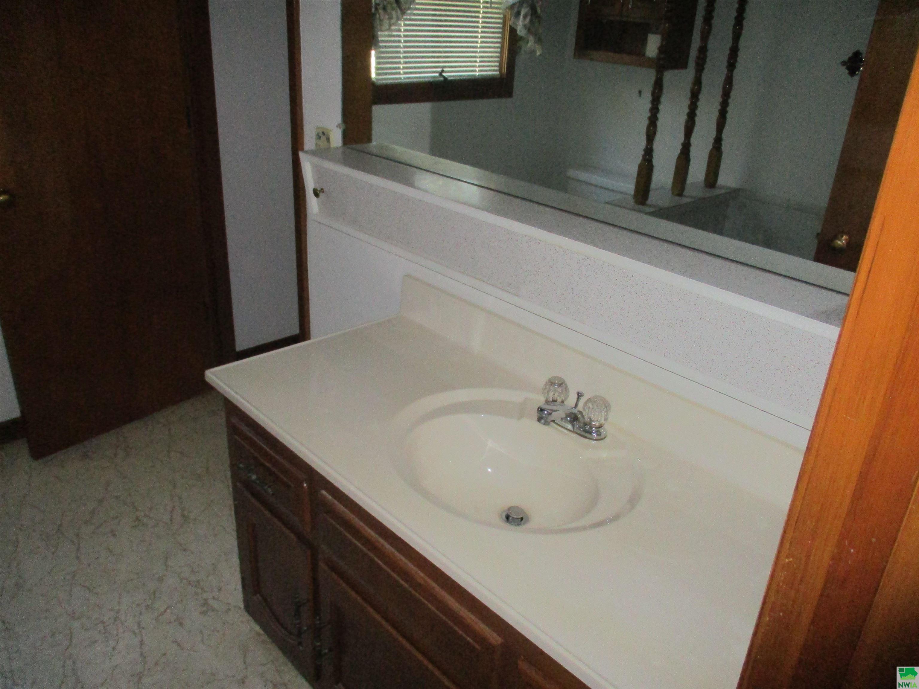 MLS #826330