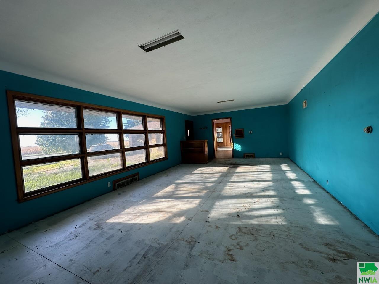 MLS #826358
