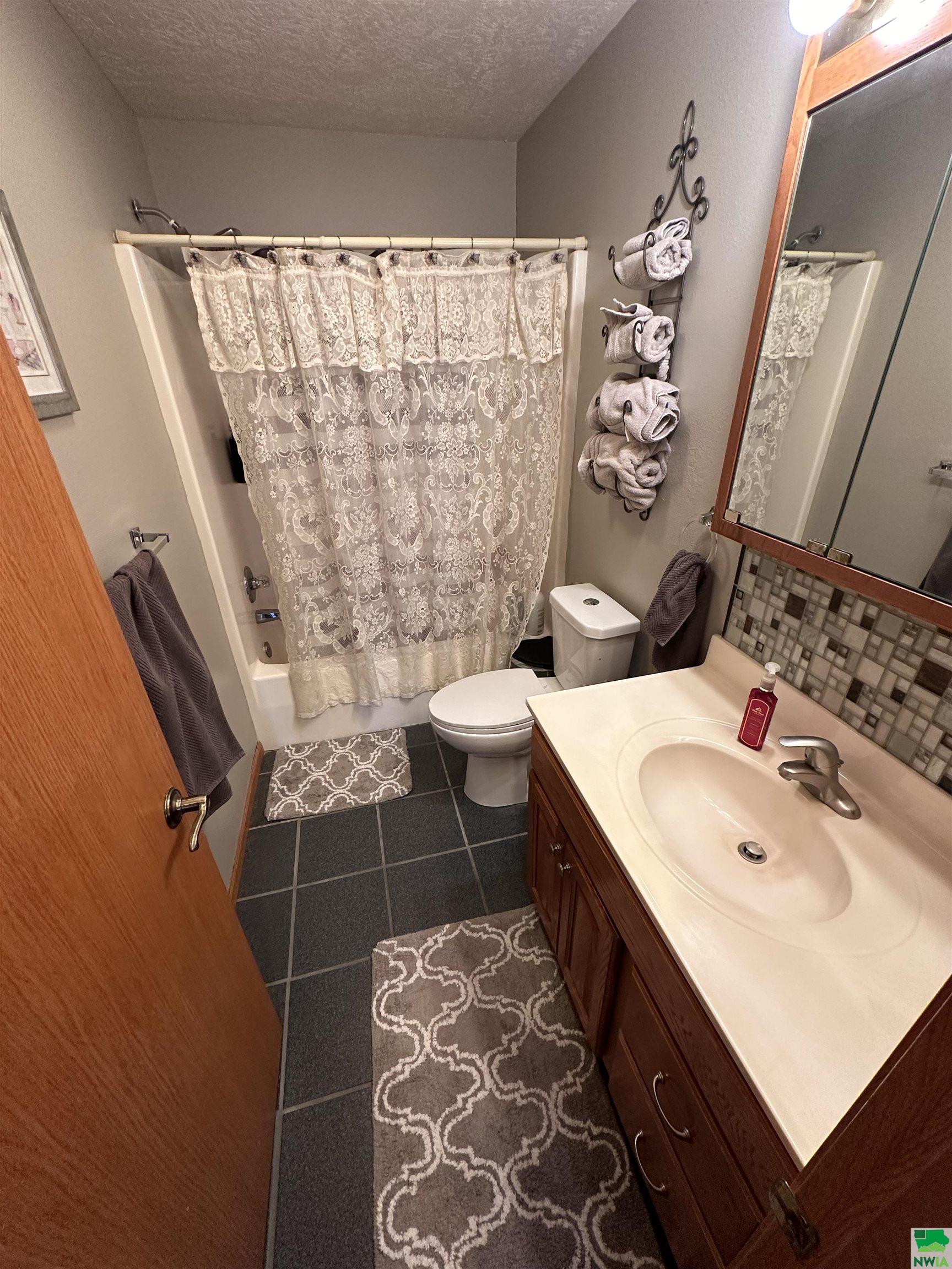 MLS #826381