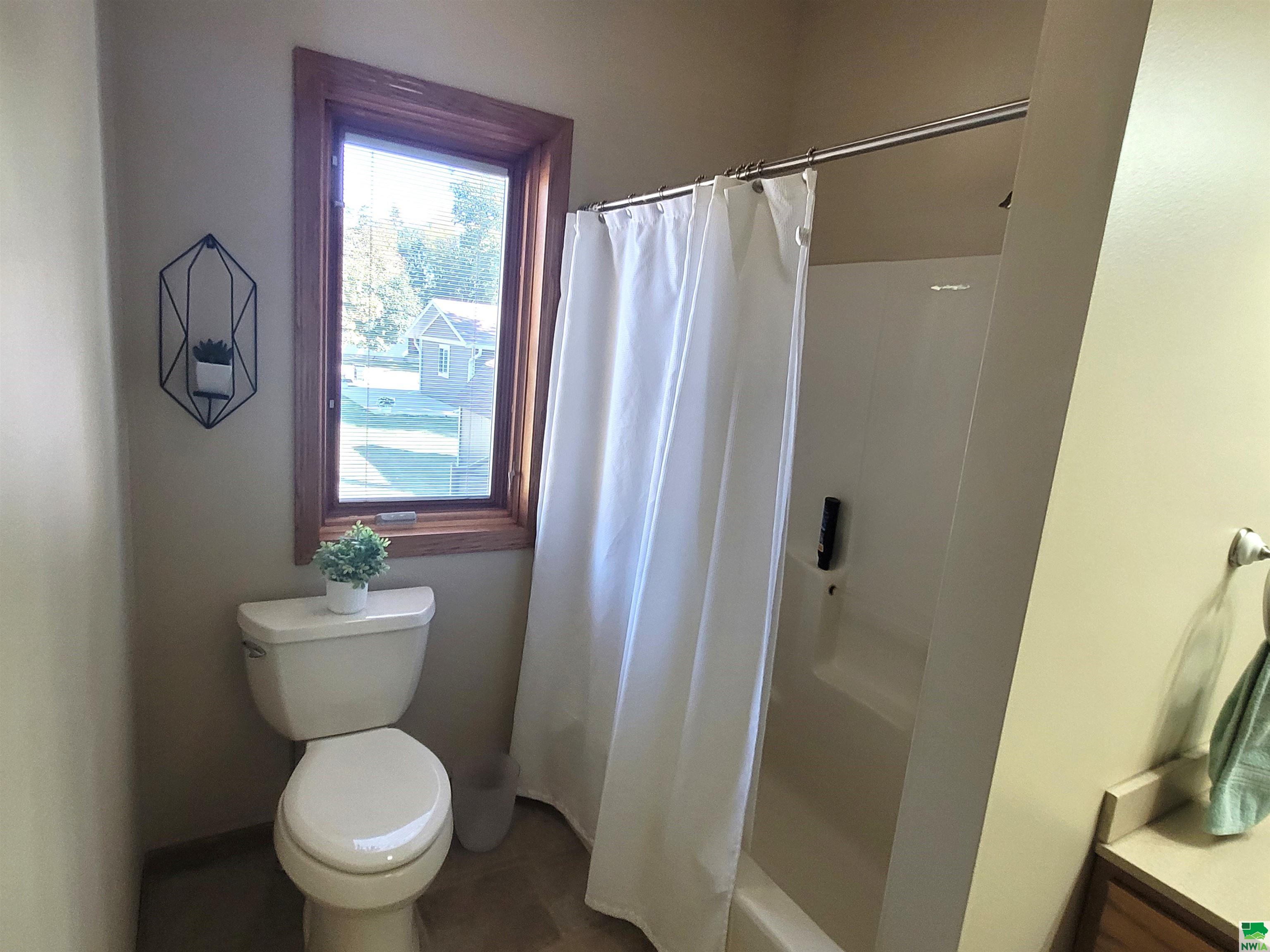 MLS #826385