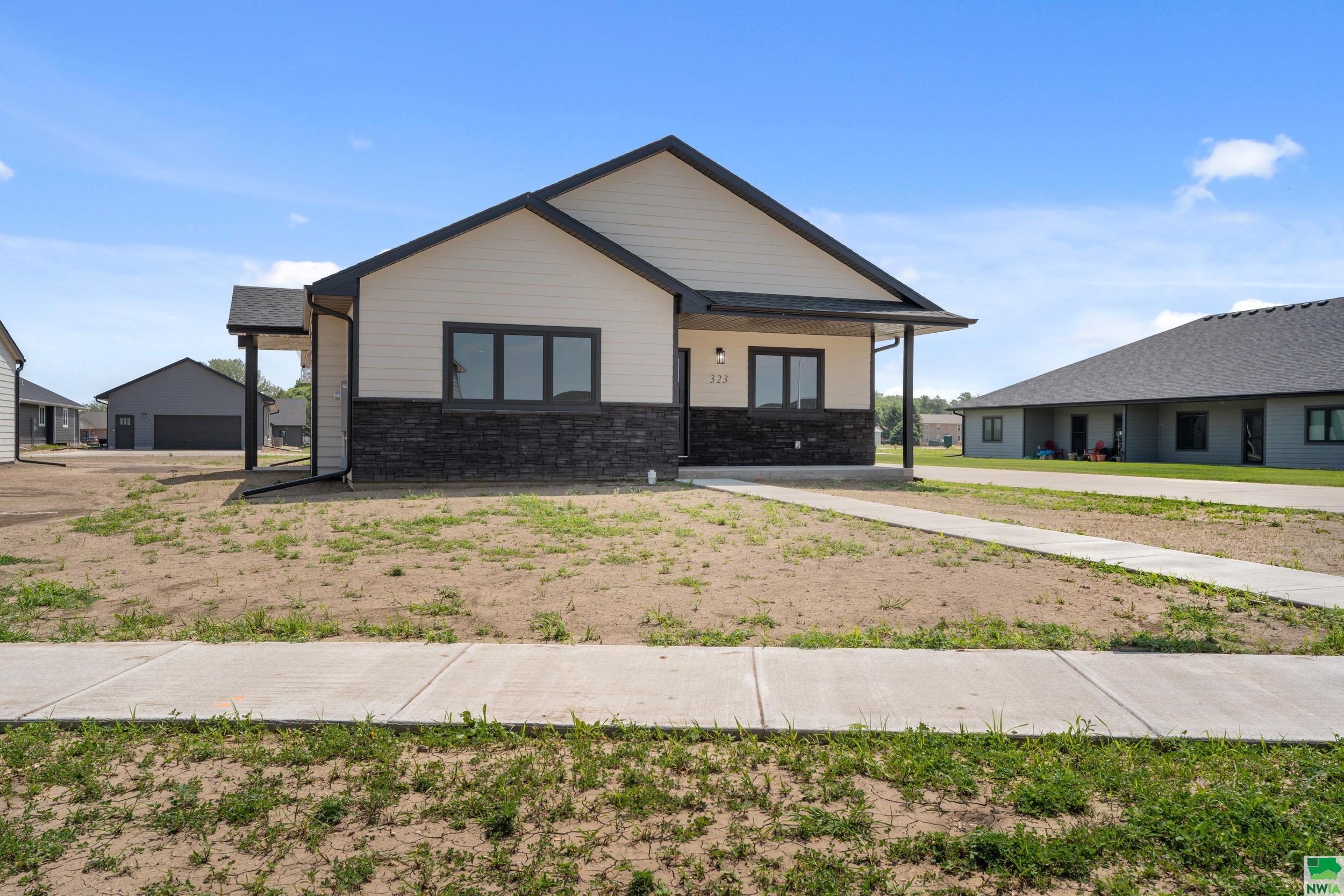323 Wilder, Vermillion, SD 57069- 
