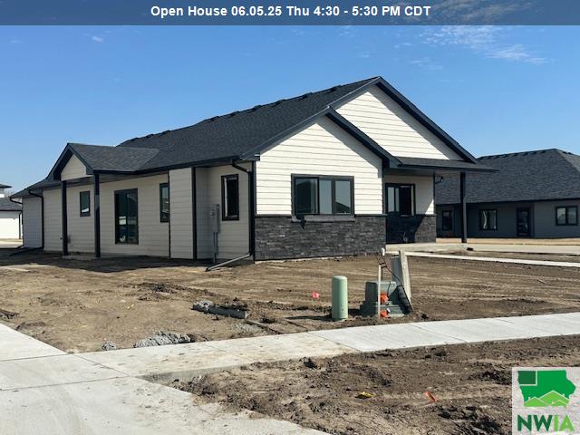 323 Wilder, Vermillion, SD 57069- 