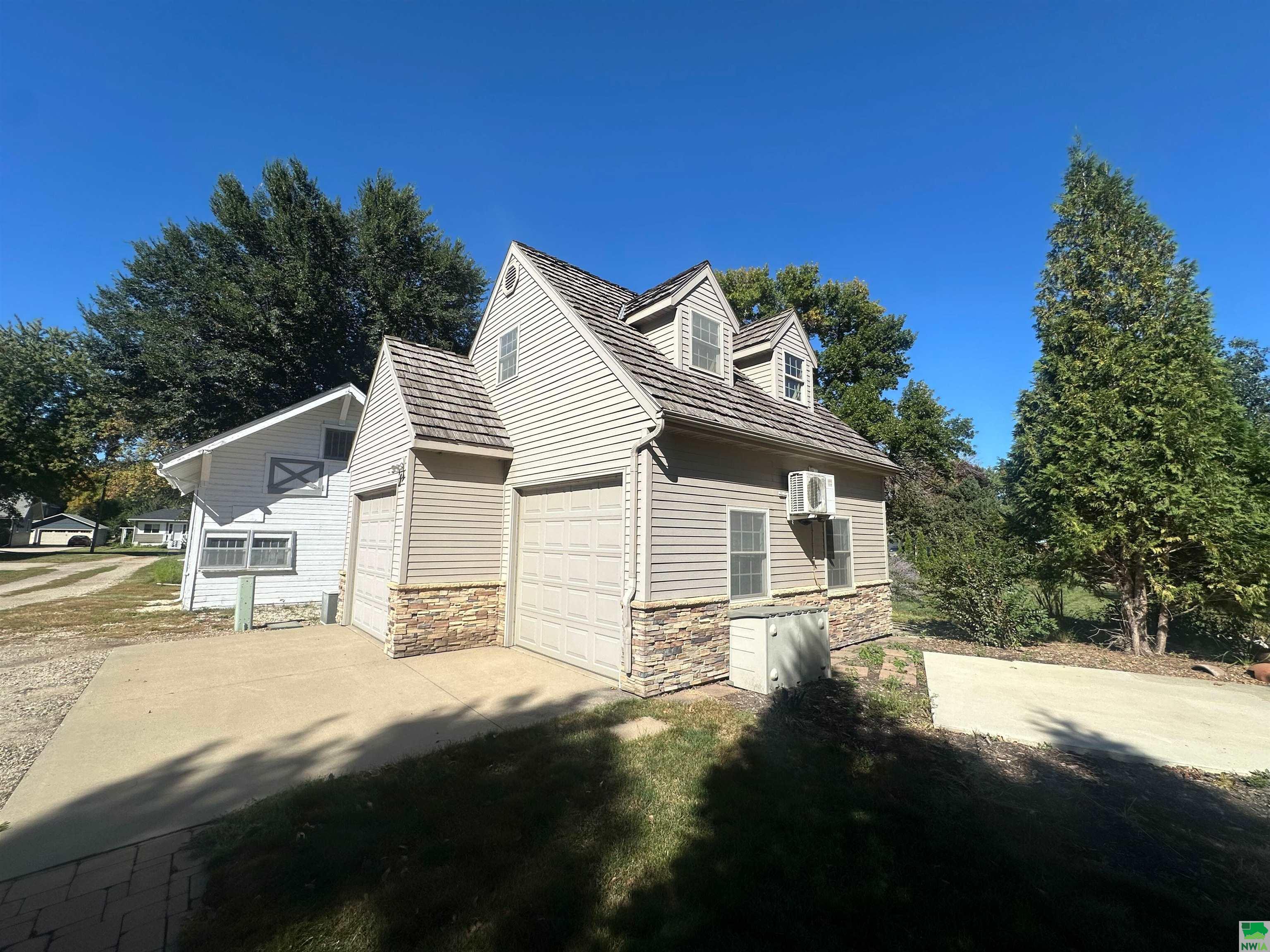 MLS #826430