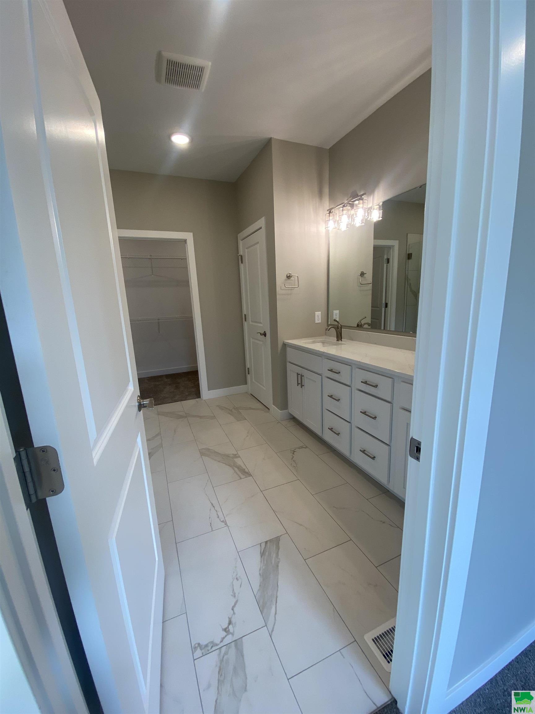 MLS #826456