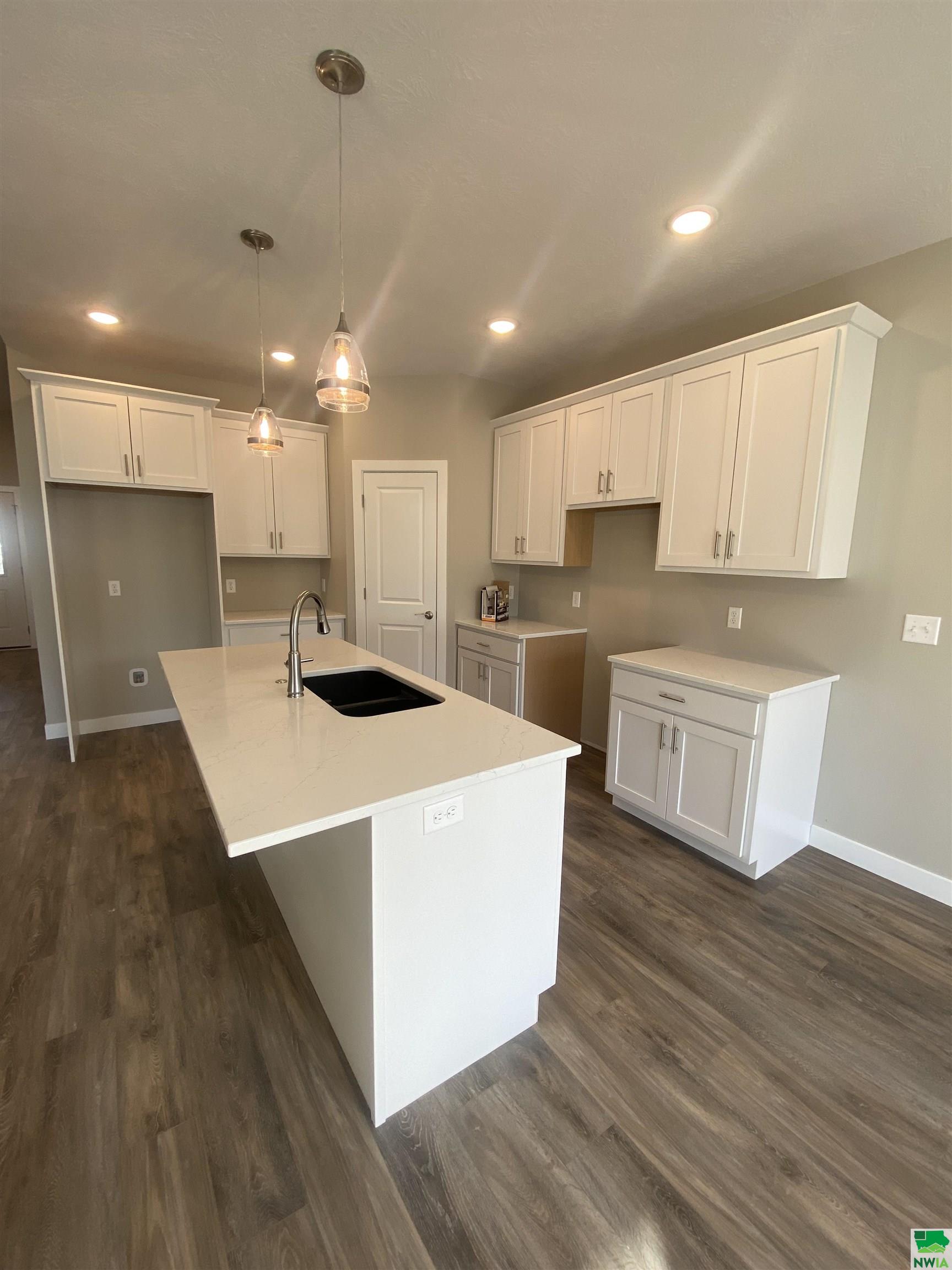 MLS #826456