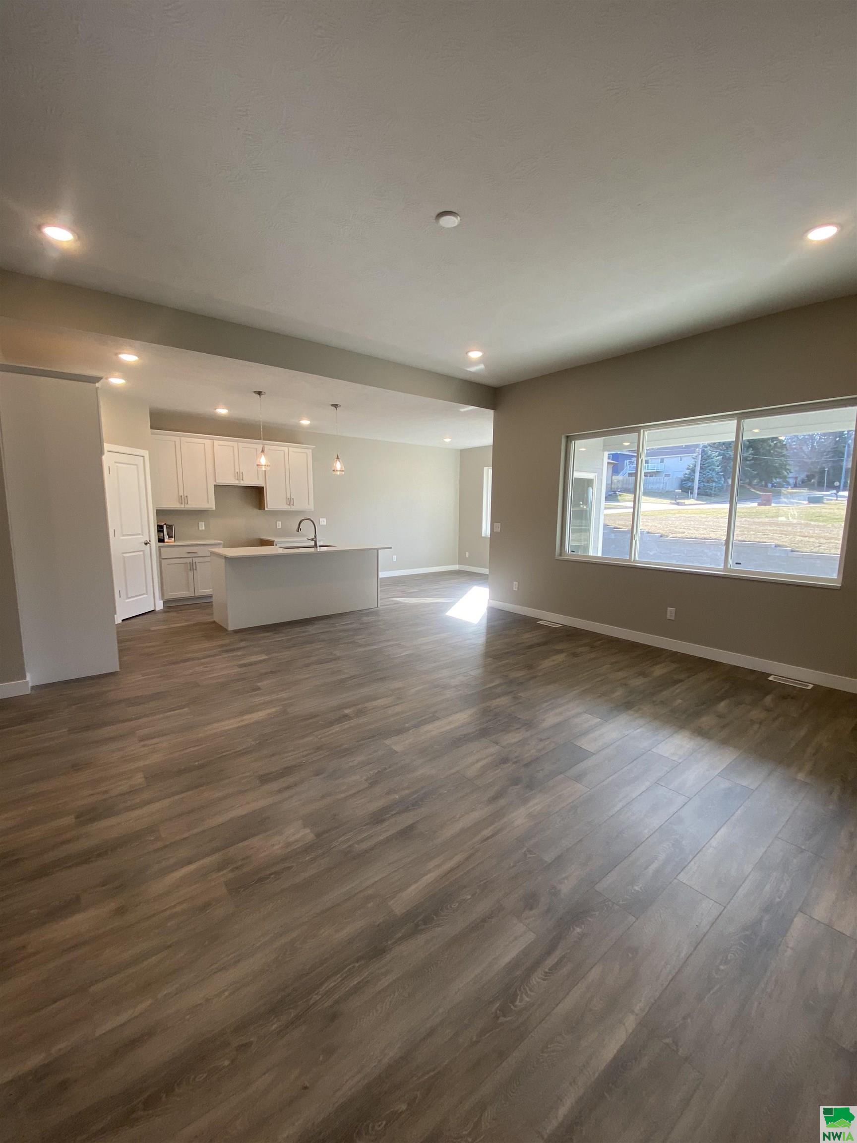 MLS #826456