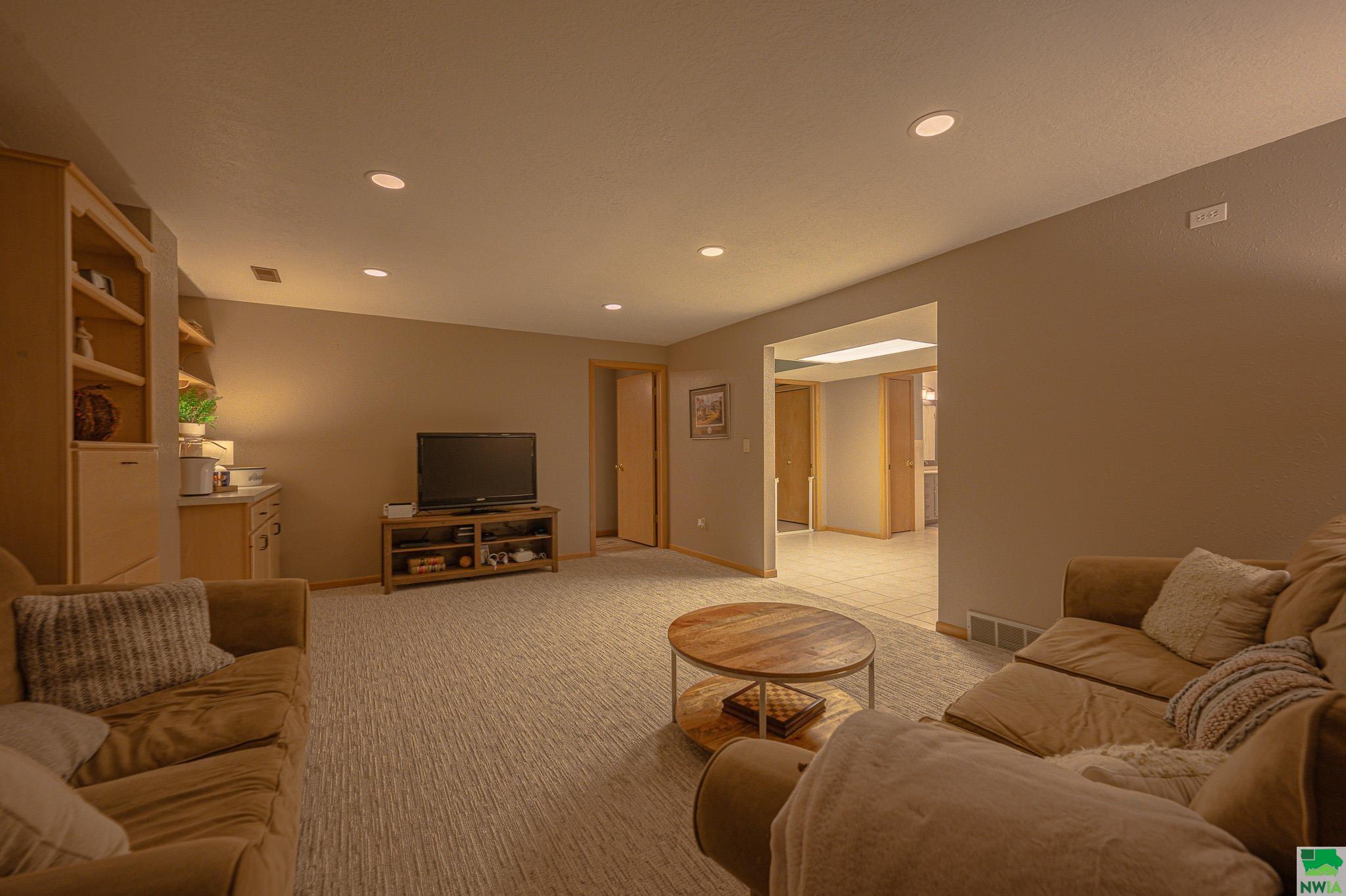 MLS #826458