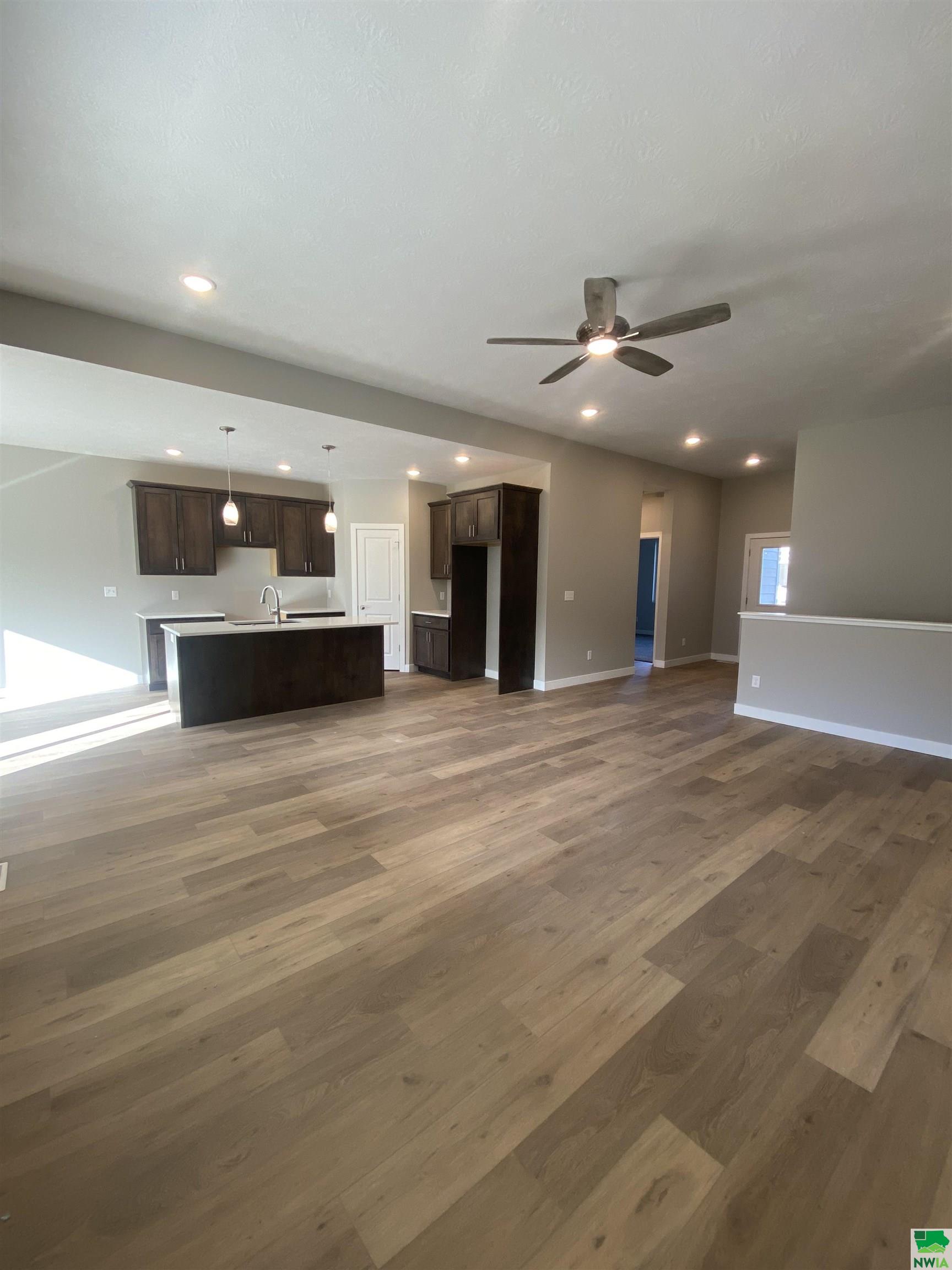 MLS #826471
