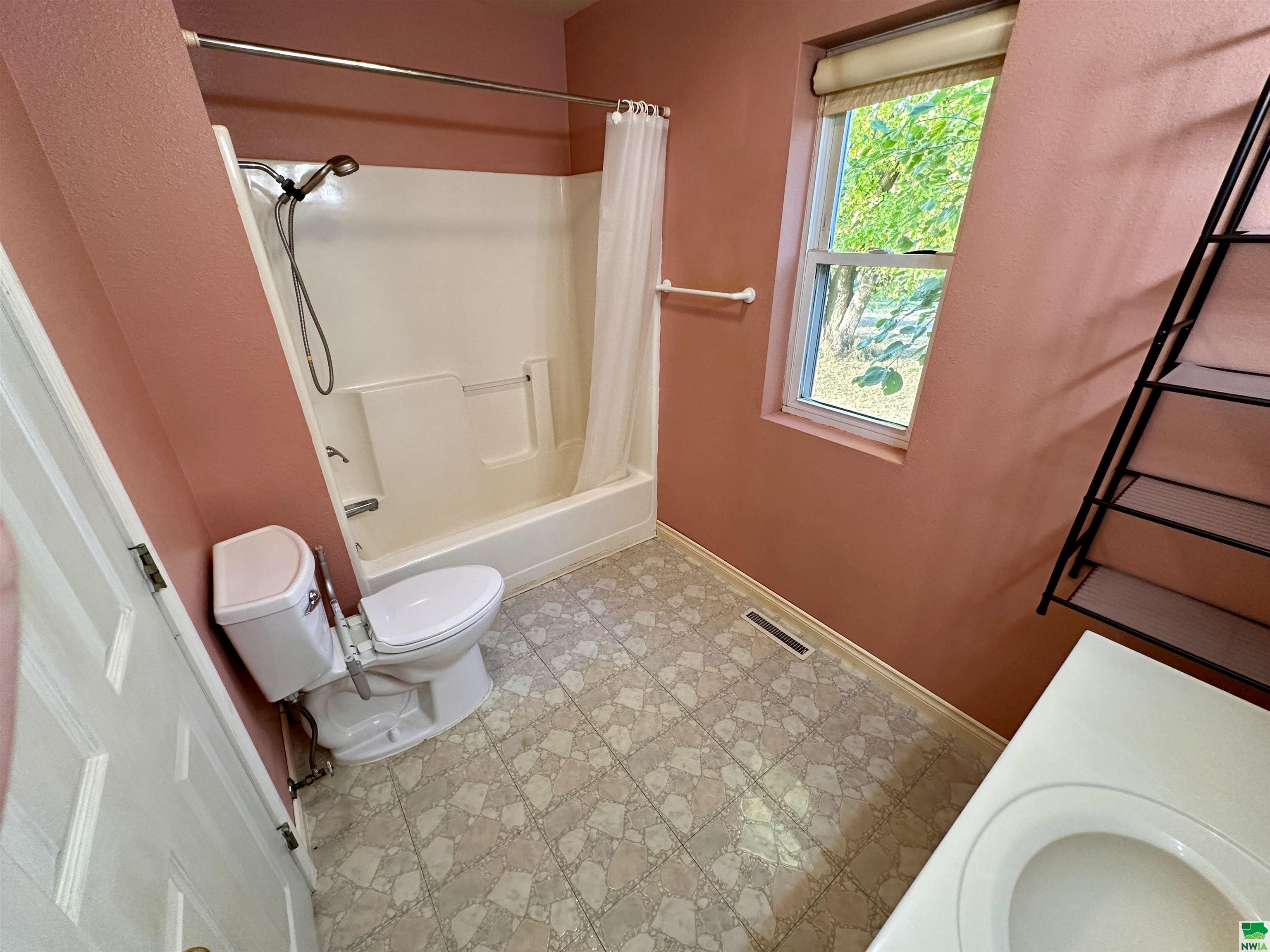 MLS #826541