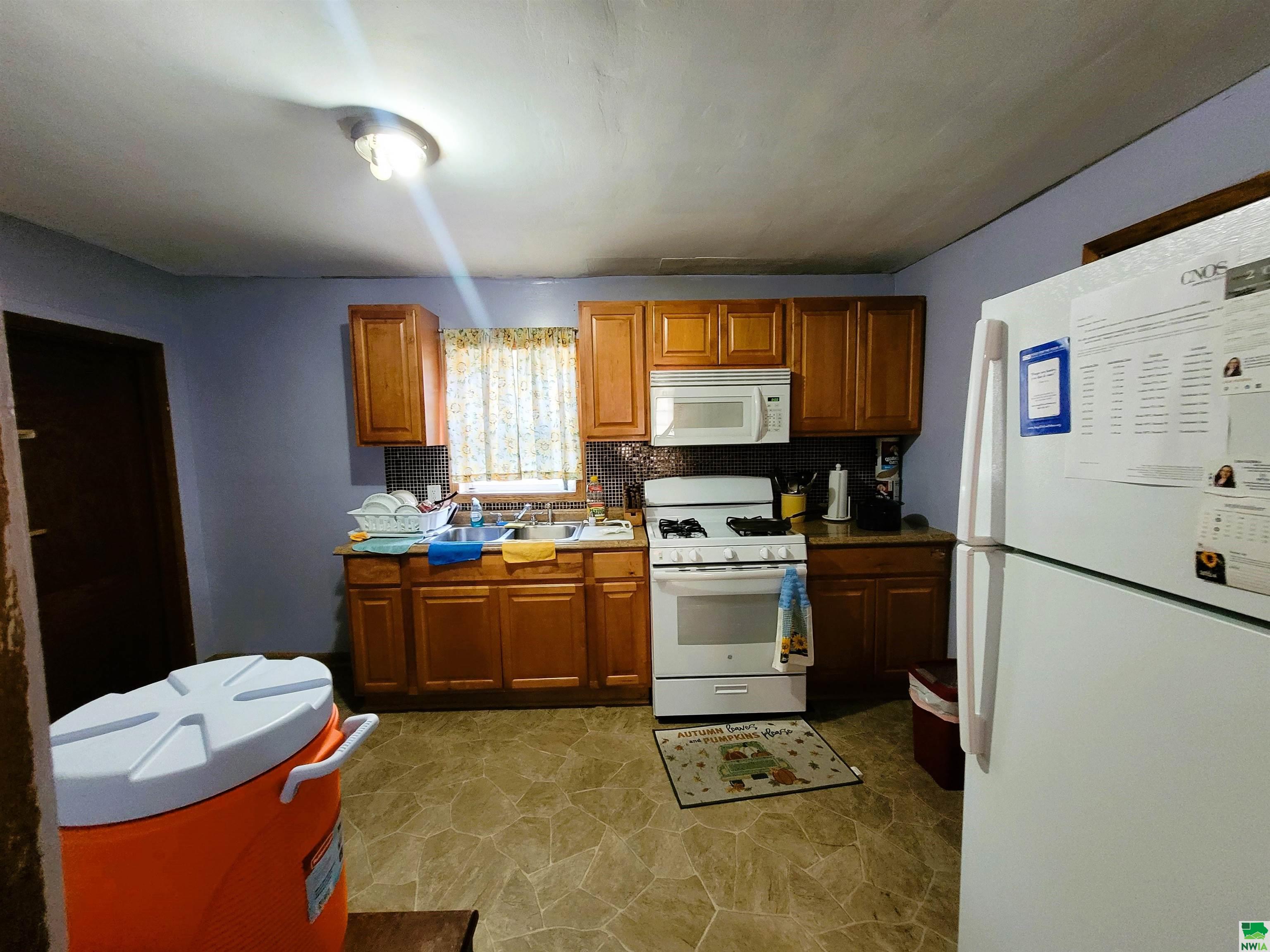 MLS #826551