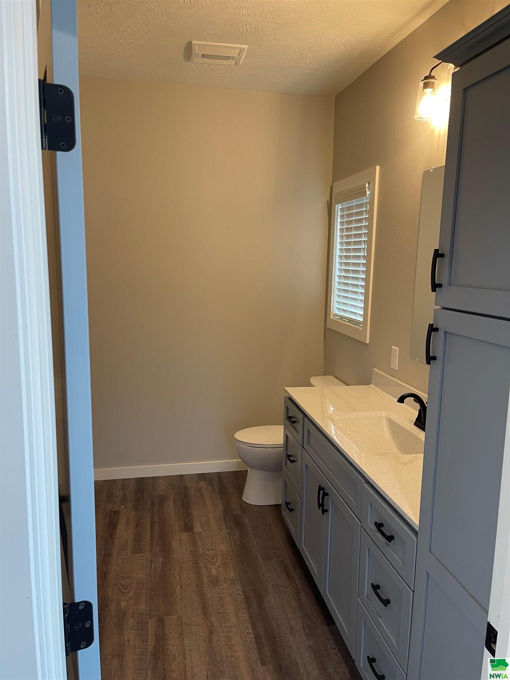 MLS #826565