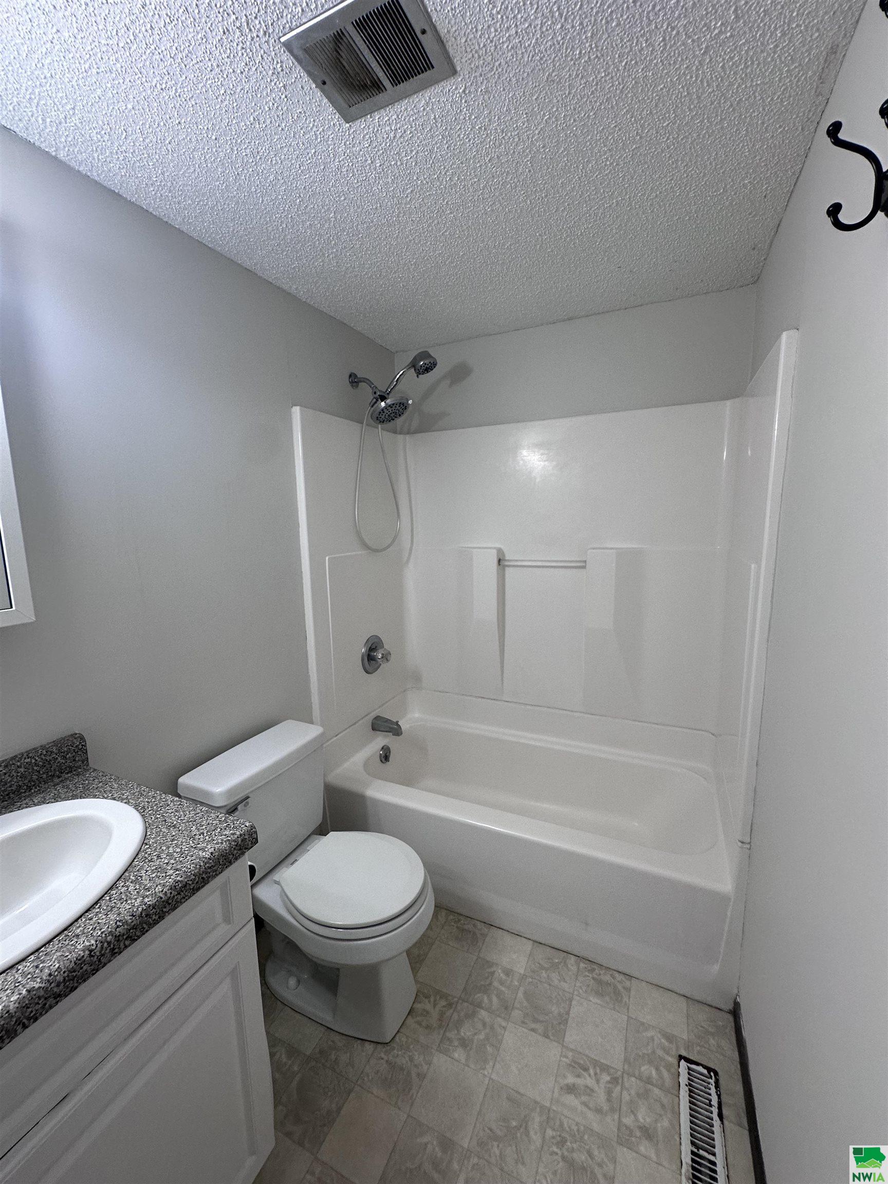 MLS #826683