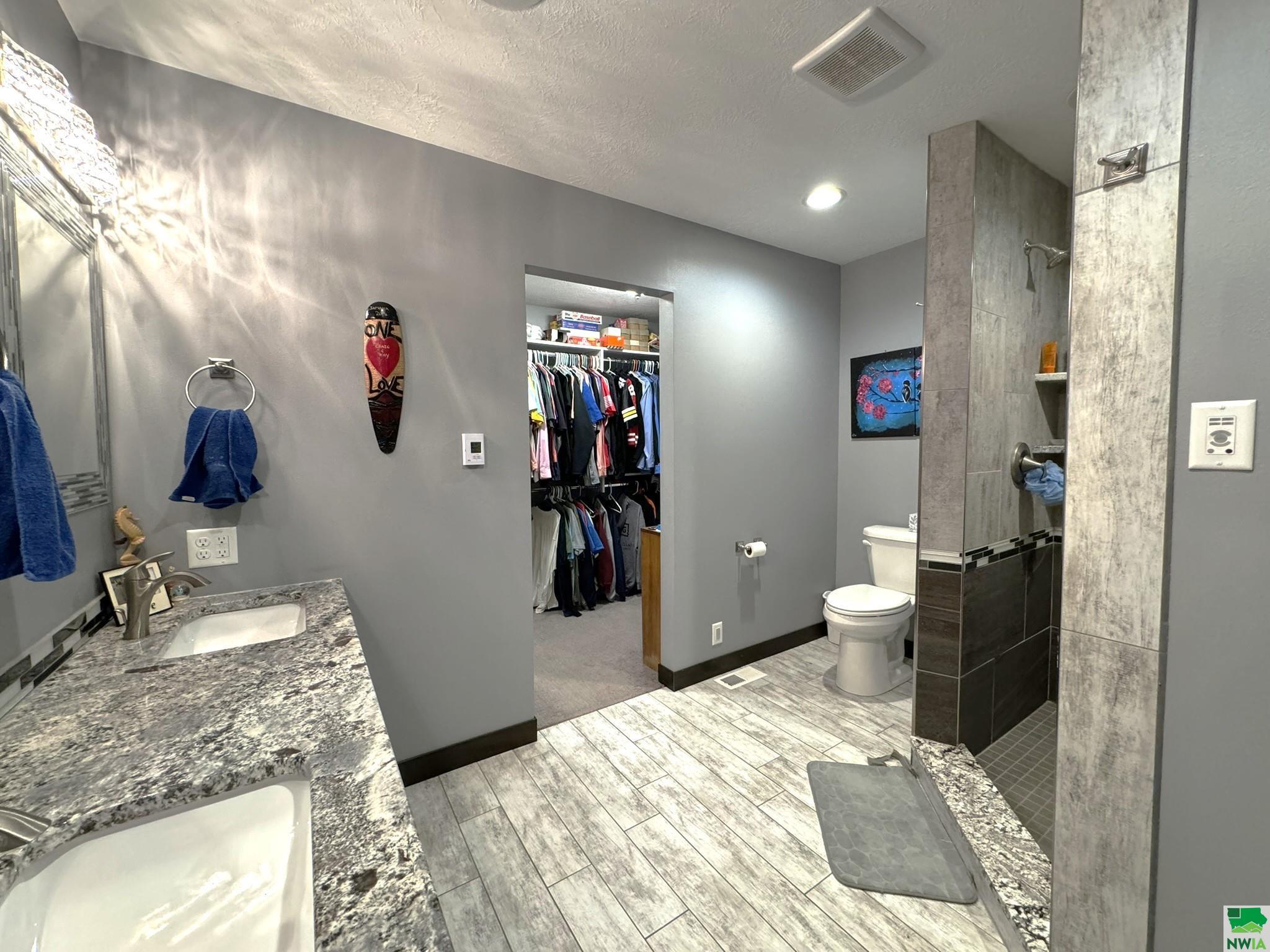 MLS #826686