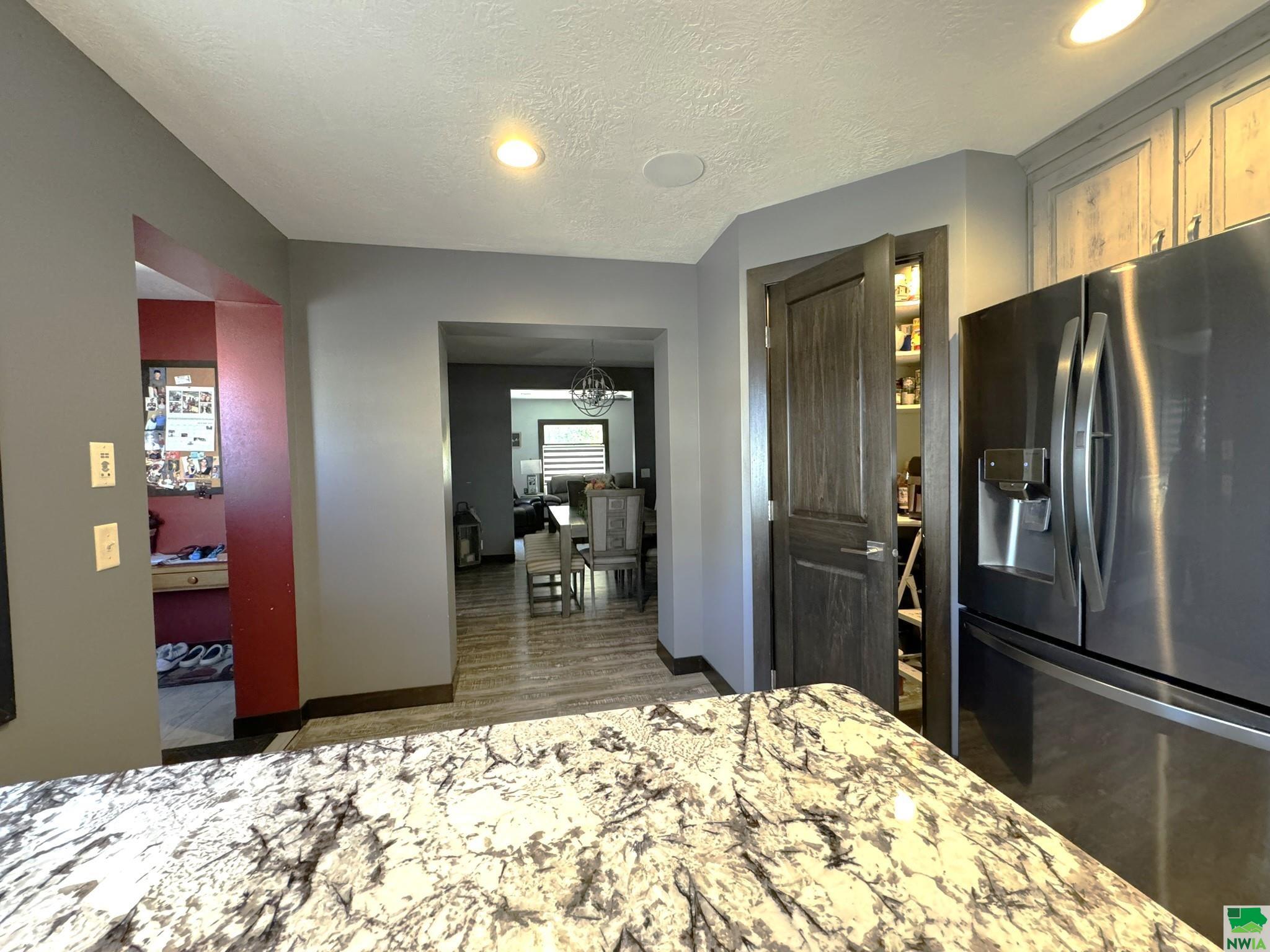 MLS #826686