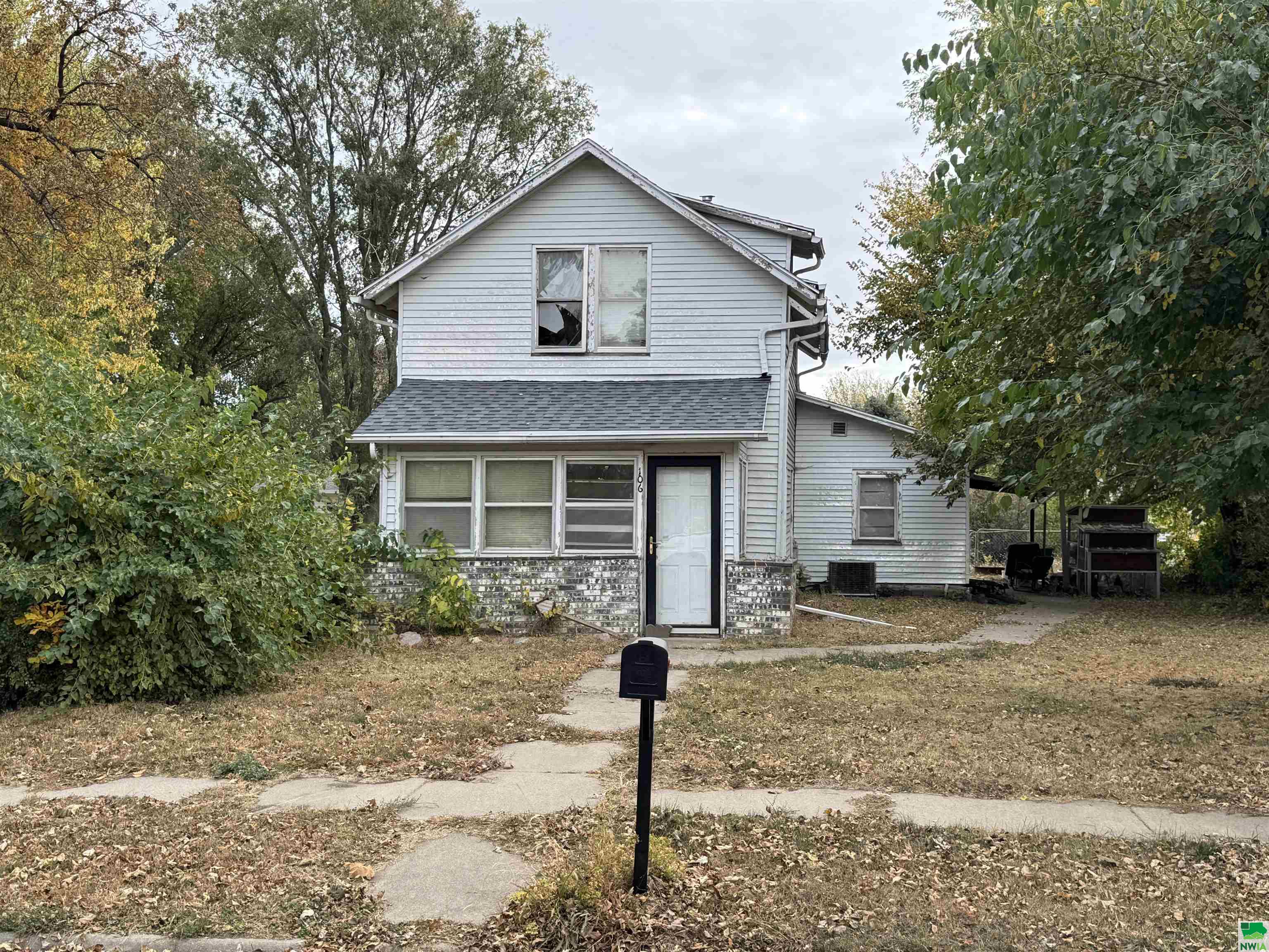 106 Pearl St N, Elk Point, SD 57025 