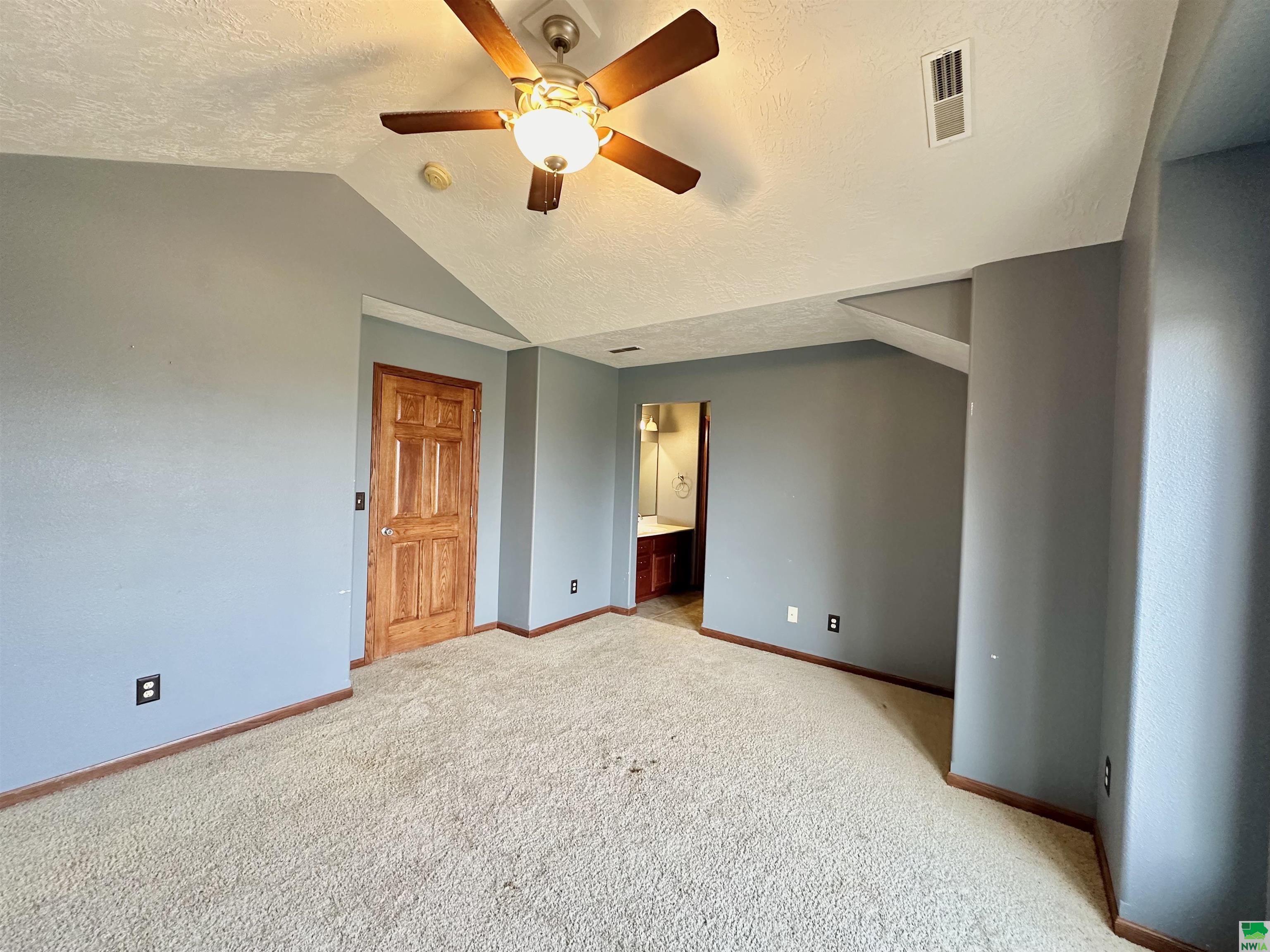 MLS #826744
