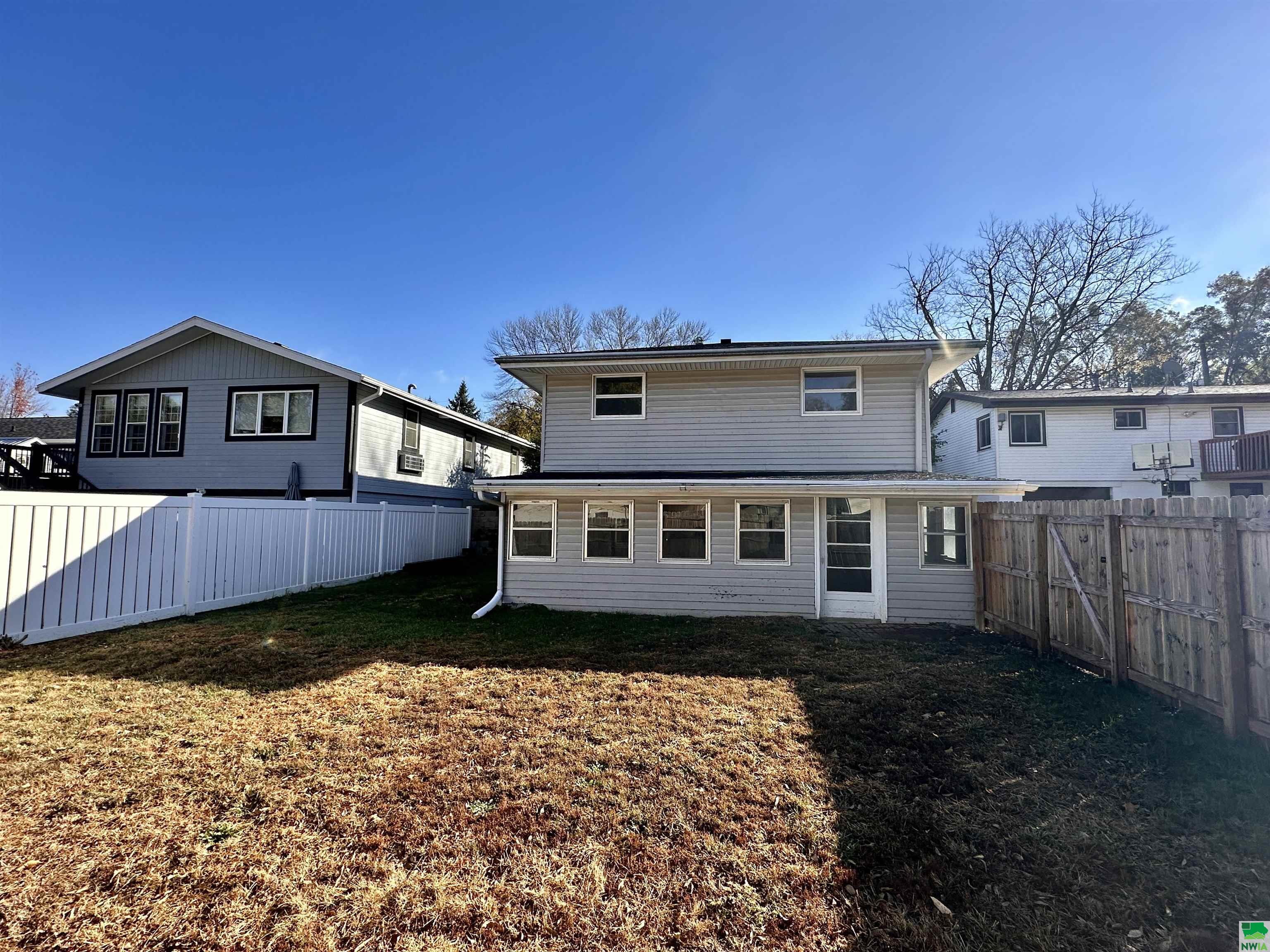 MLS #826750