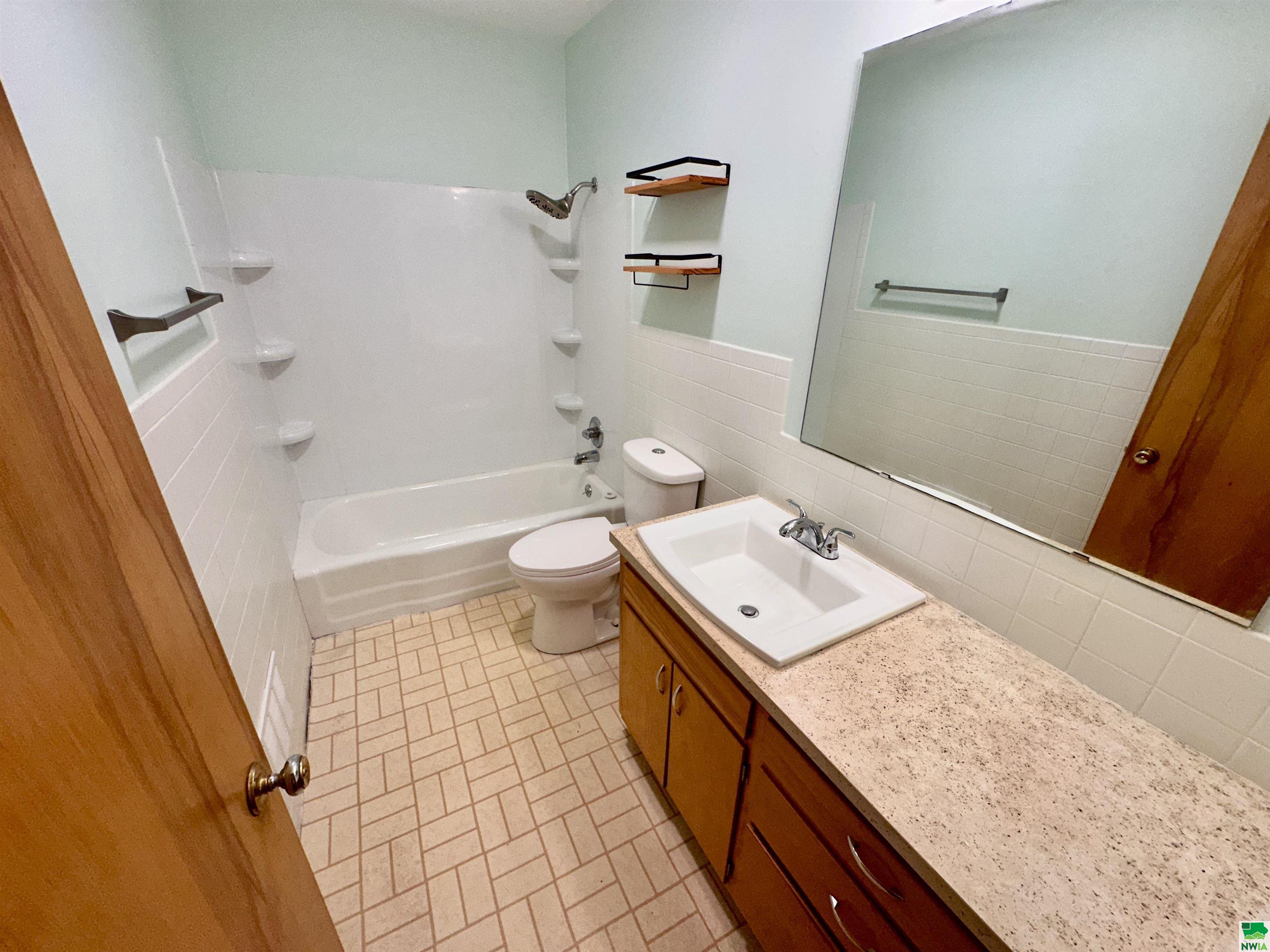 MLS #826750