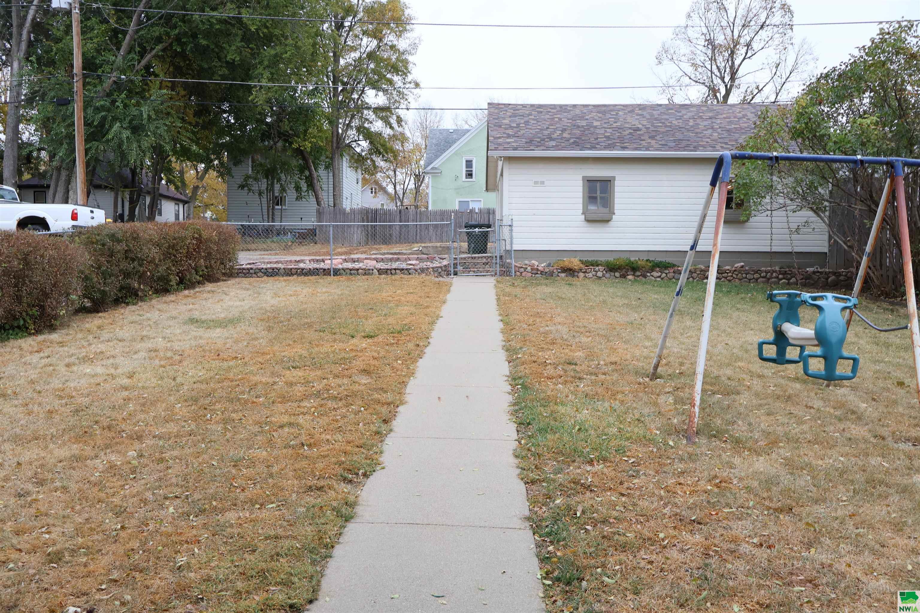 MLS #826751