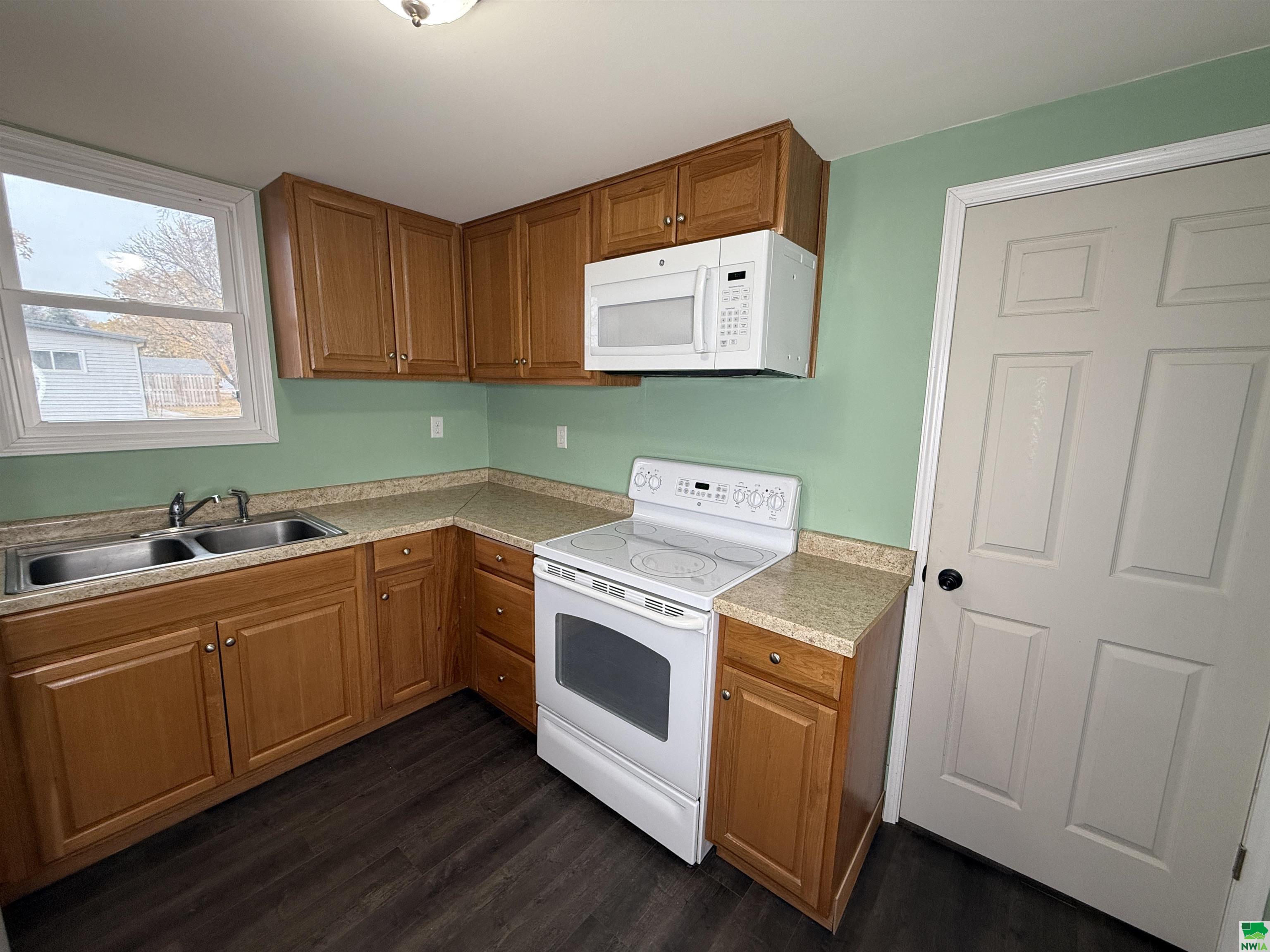 MLS #826772