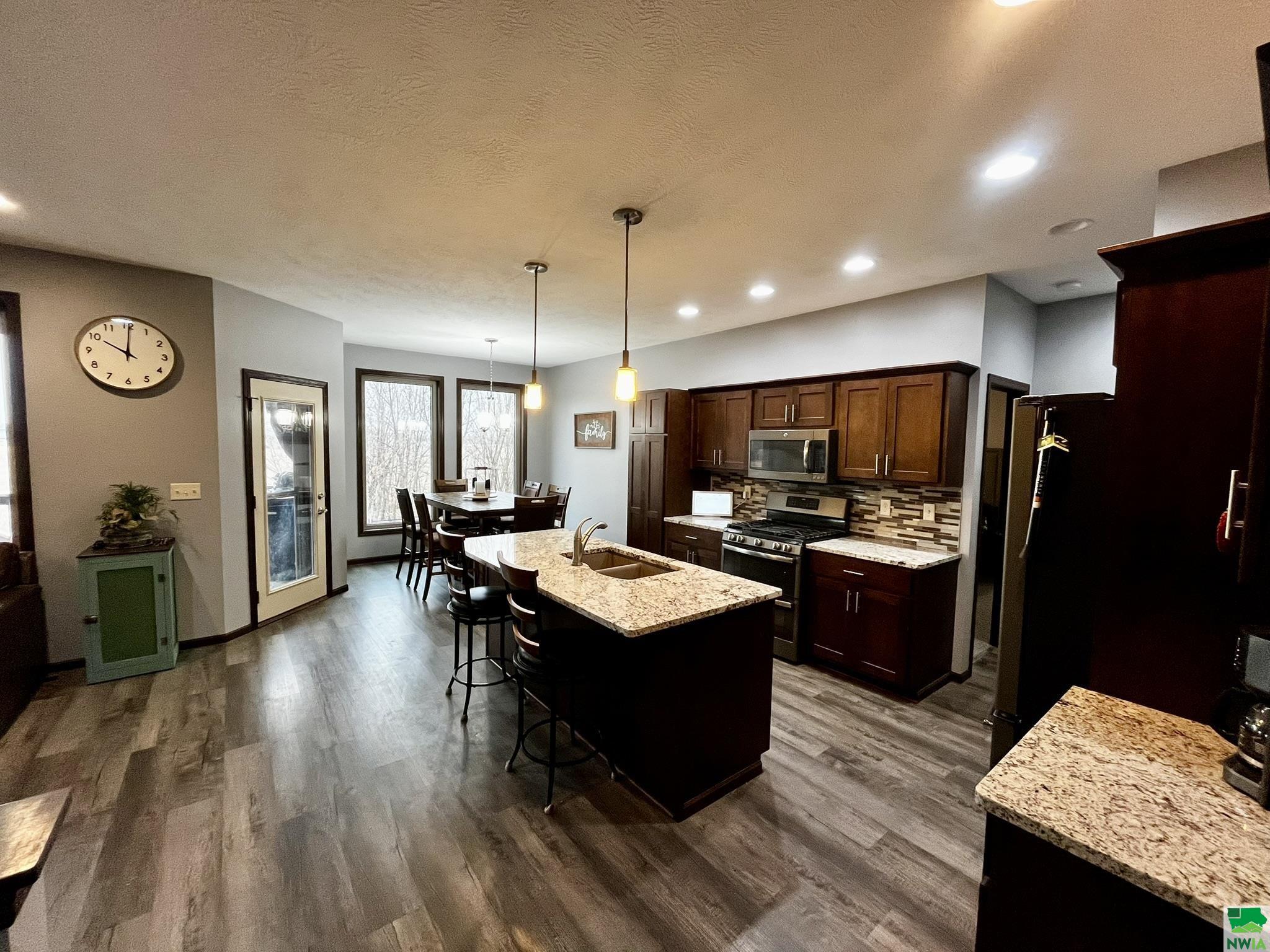MLS #826814