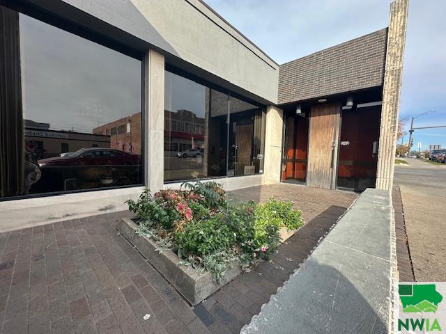 1309 Pierce, Sioux City, IA 51105 